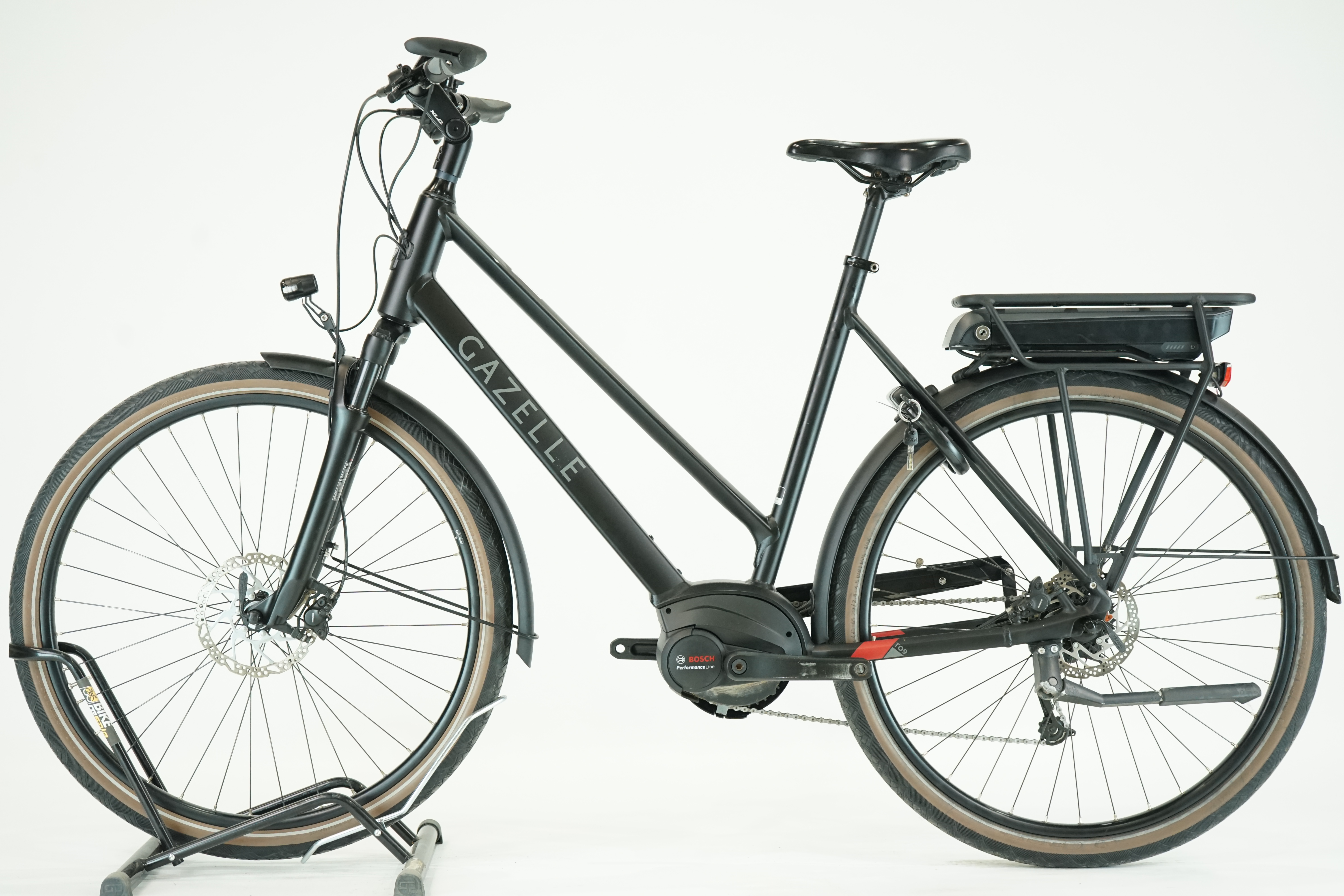 GAZELLE Medeo T9 HMB