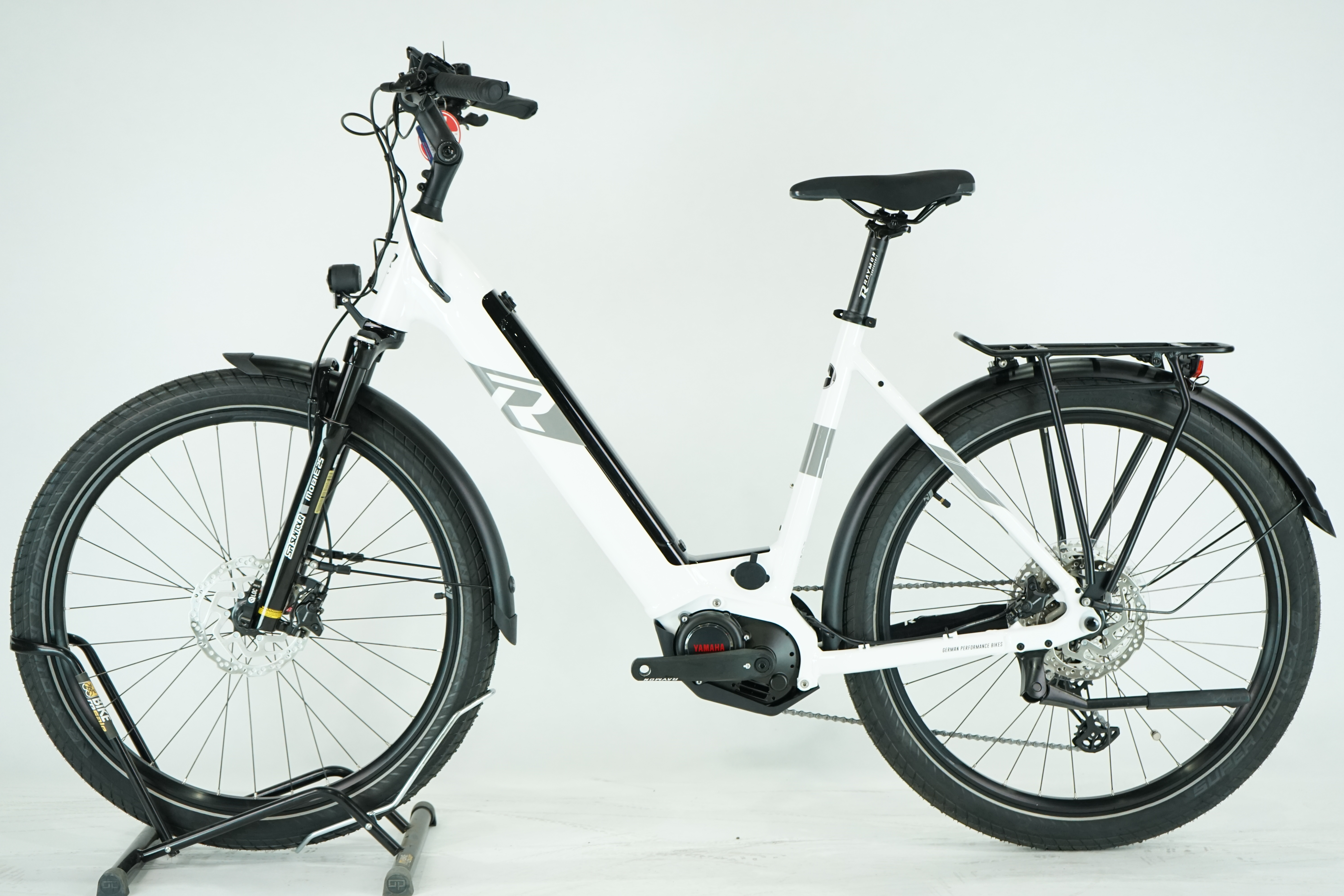 Raymon TourRay E 7.0 2022 - Trekking E Bike - 630 Wh - Tiefeinsteiger 