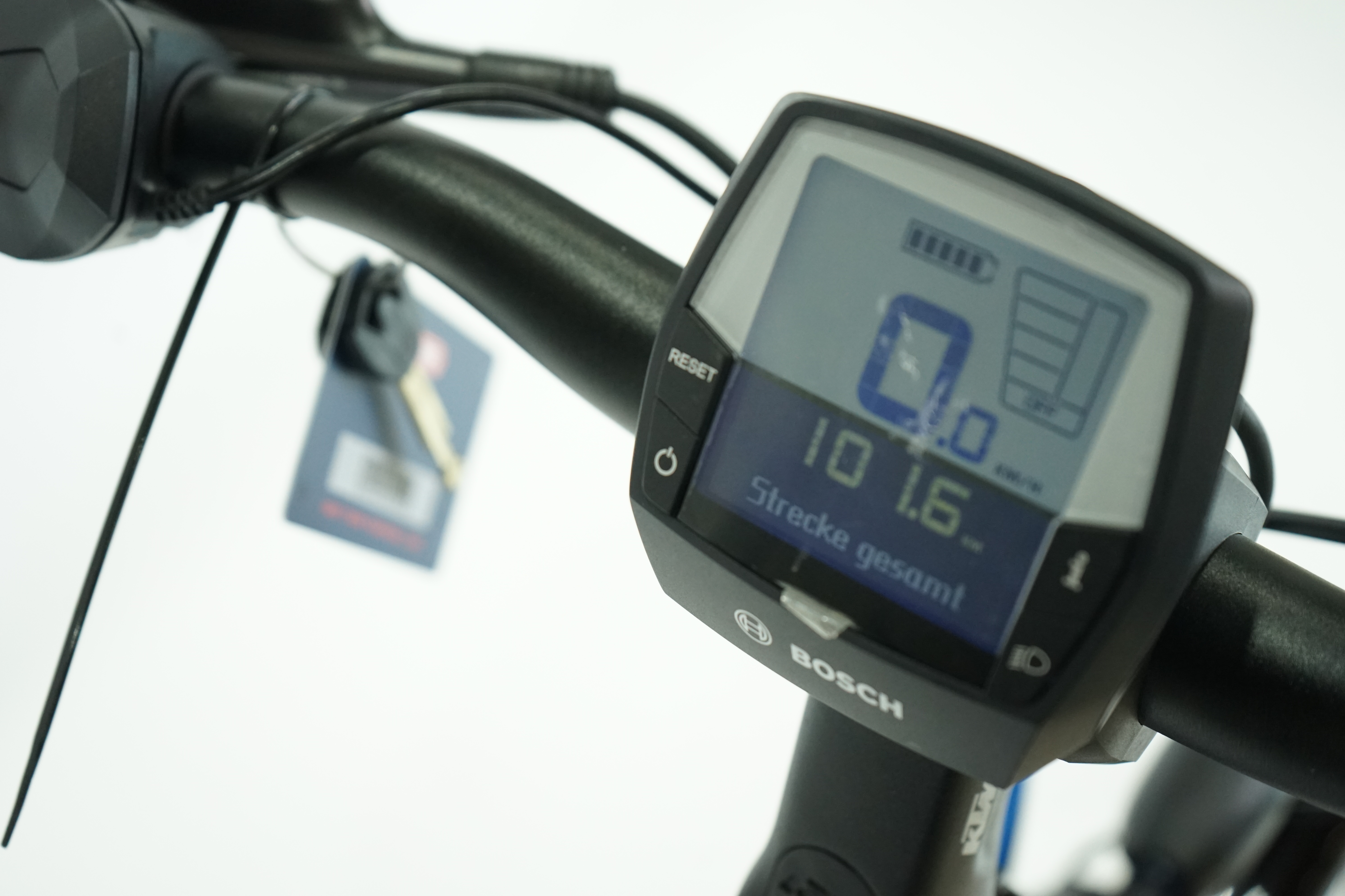 KTM Macina Tour LTD 2023 - Trekking E Bike - 500 Wh - Tiefeinsteiger