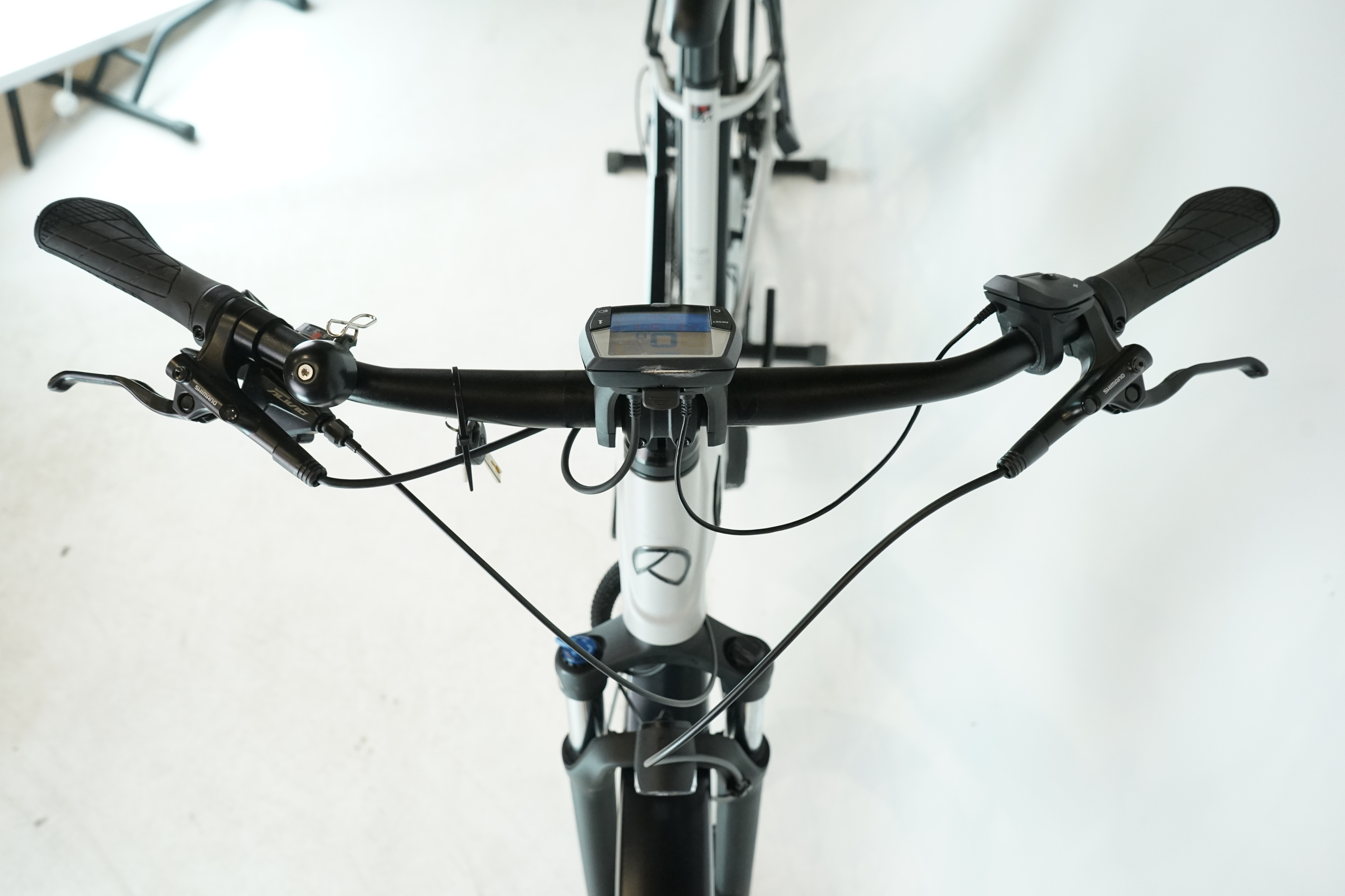 Kalkhoff Endeavour 5.B Season Trekking E Bike 2022 – 625 Wh – Tiefeinsteiger