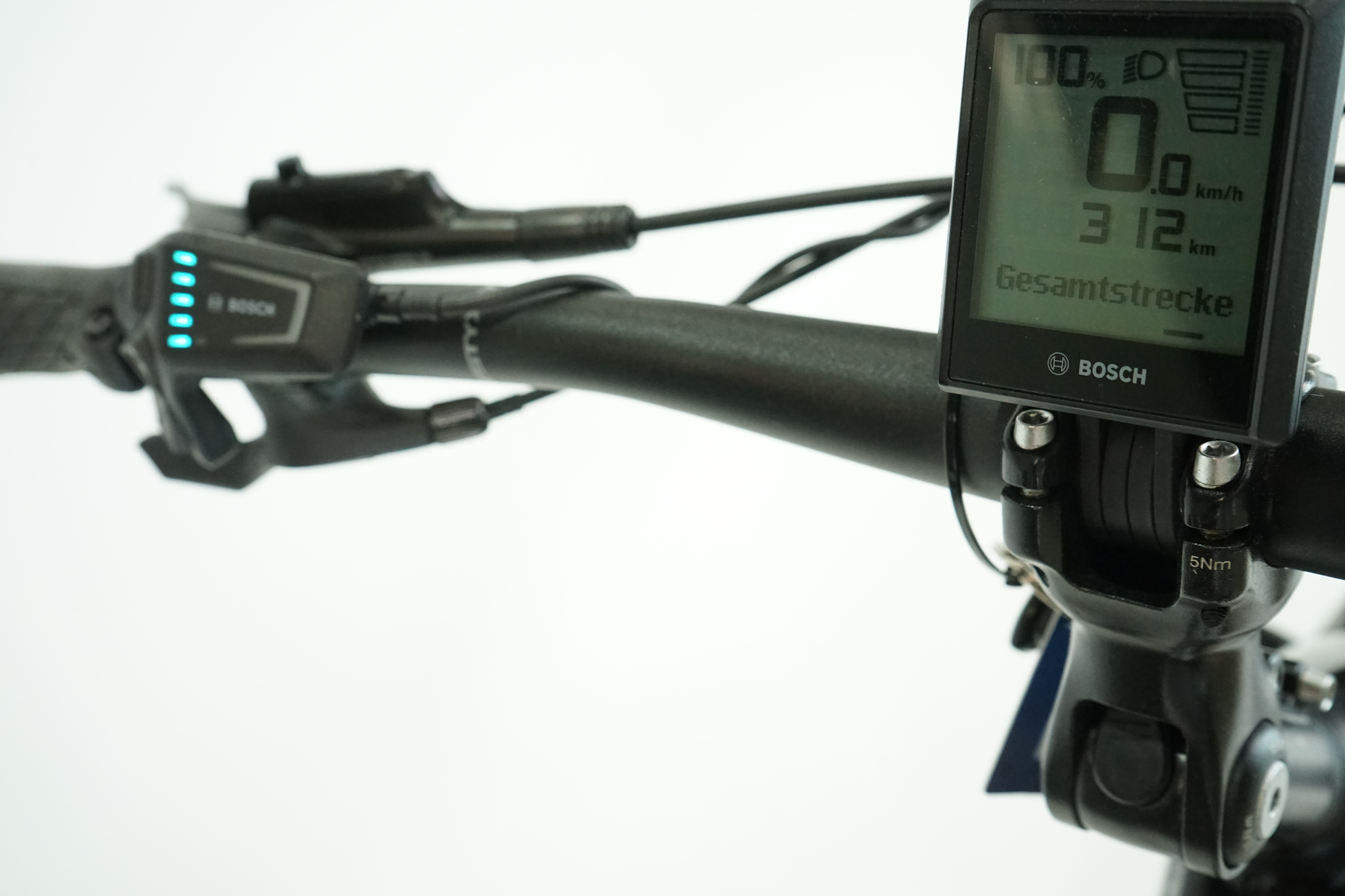 BULLS Iconic EVO 2 2023 - Trekking E Bike - 750 Wh - Diamant - 27,5 Zoll