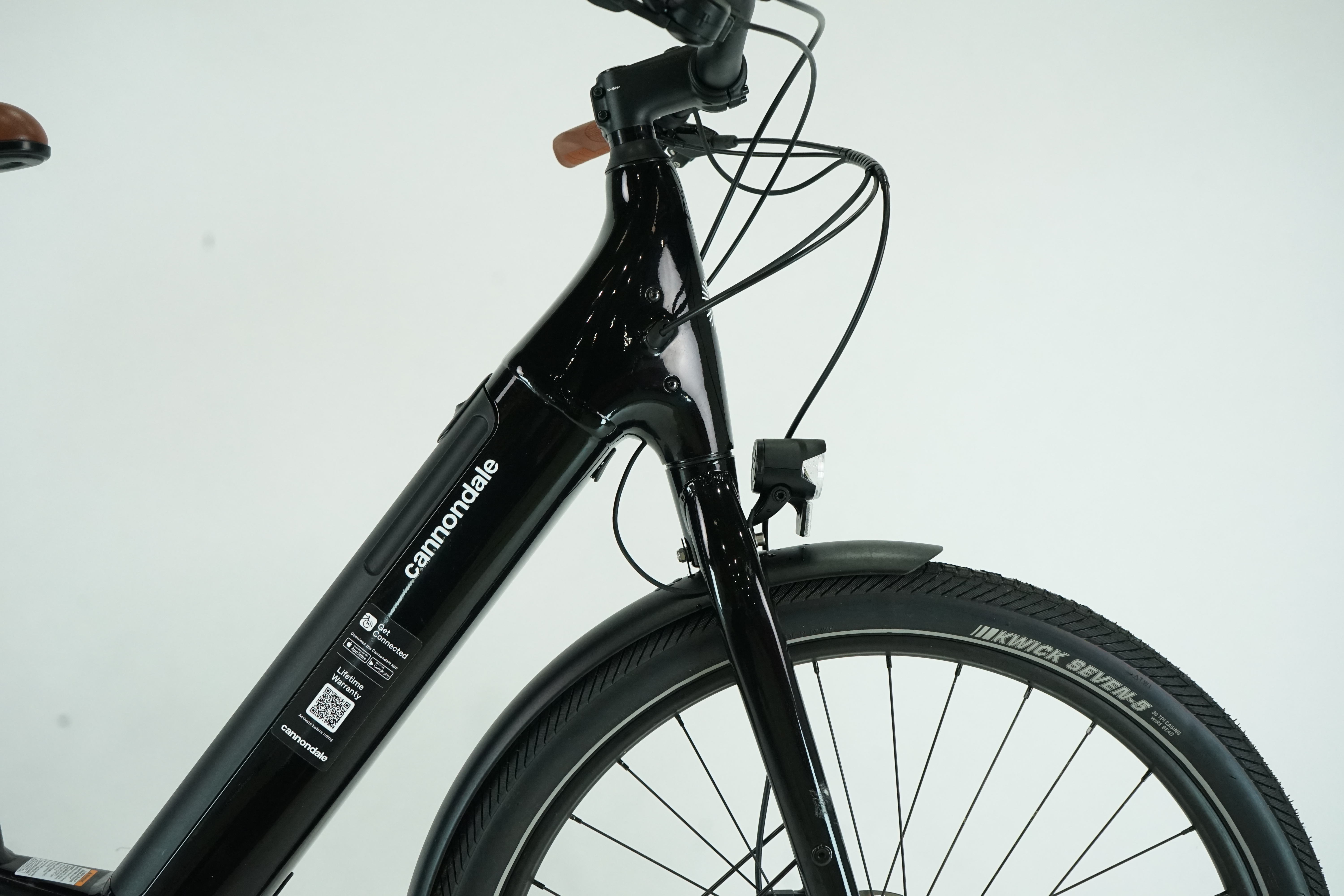 Cannondale Adventure Neo 3.1 EQ 2023 - Trekking E Bike - 400 Wh - 27,5 Zoll - Tiefeinsteiger