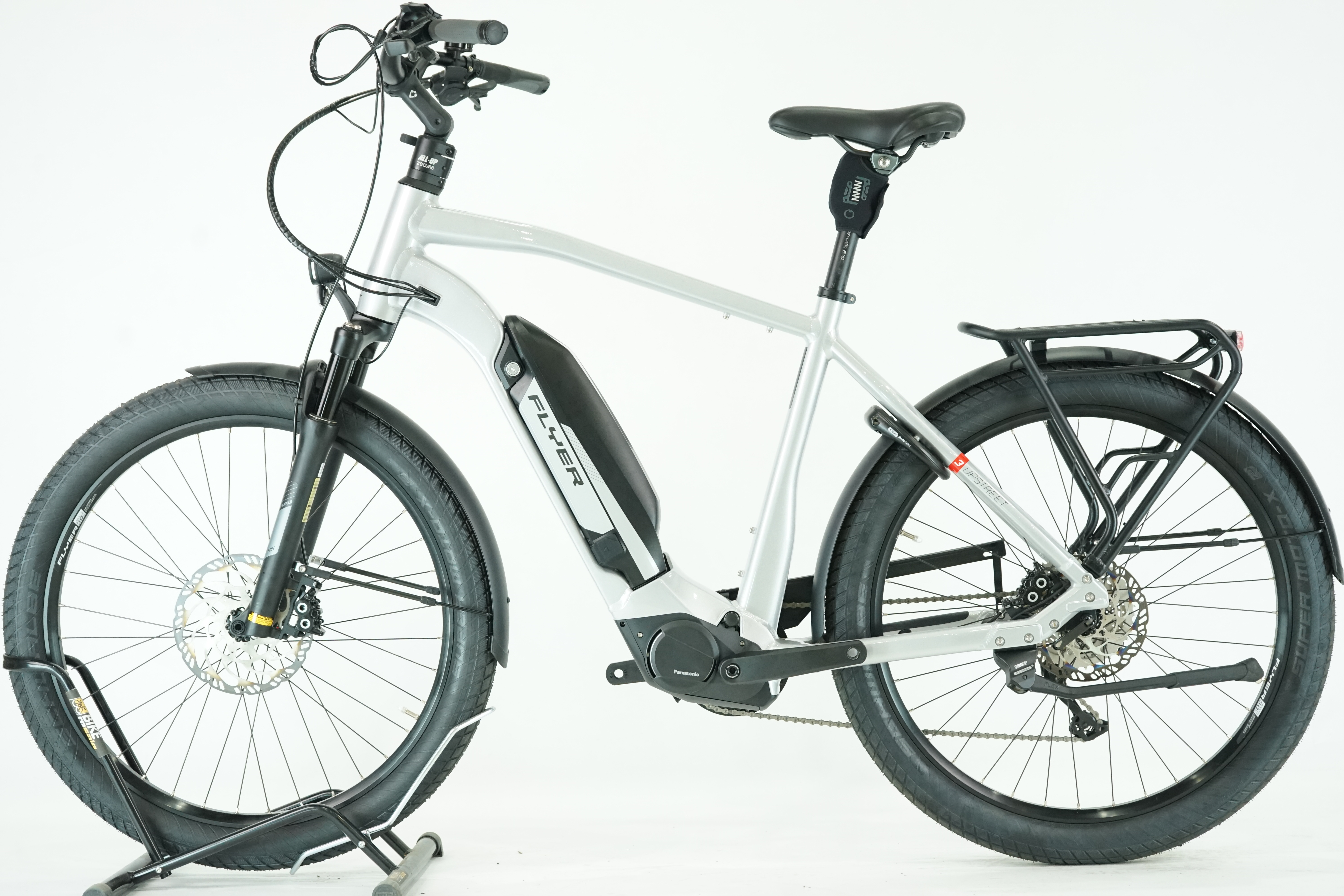 Flyer Upstreet3 7.10 2023 - Trekking E Bike - 750 Wh - 27,5 Zoll - Diamant