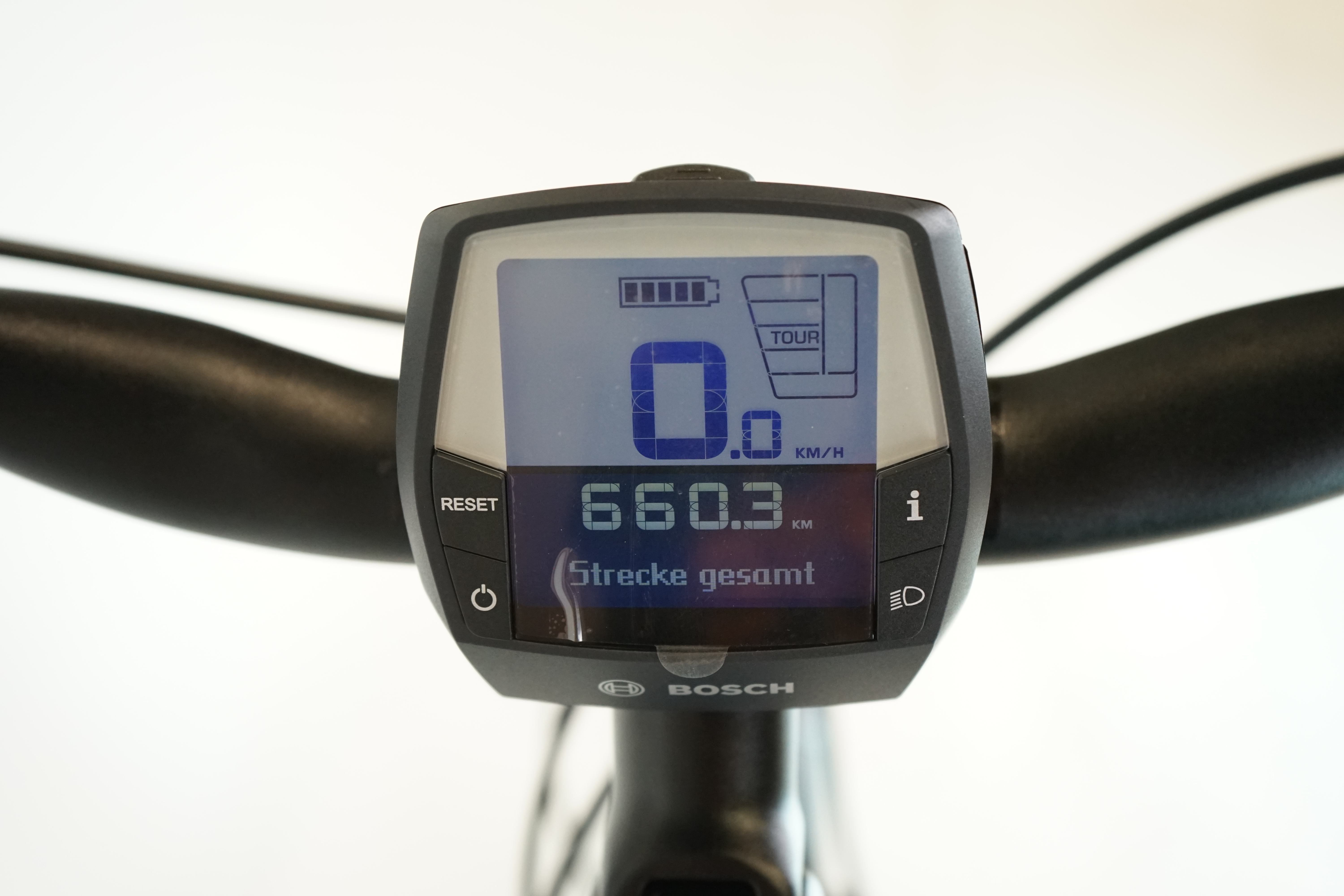 Raleigh Kingston 8 XXL 2022 - City E Bike - 500 Wh - Tiefeinsteiger