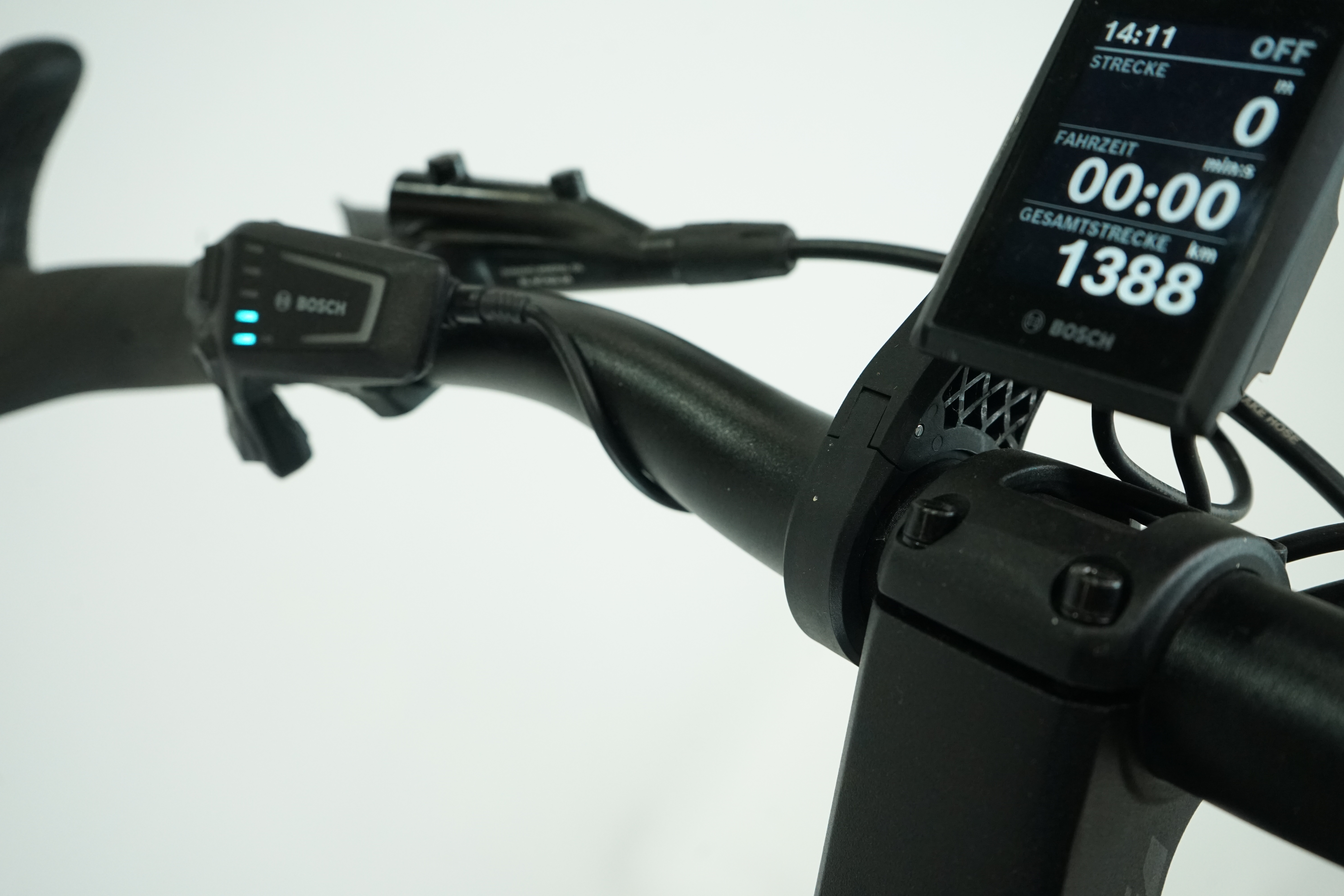 KTM Macina Style 730 2023 - Trekking E Bike - 750 Wh - 28 Zoll - Diamant