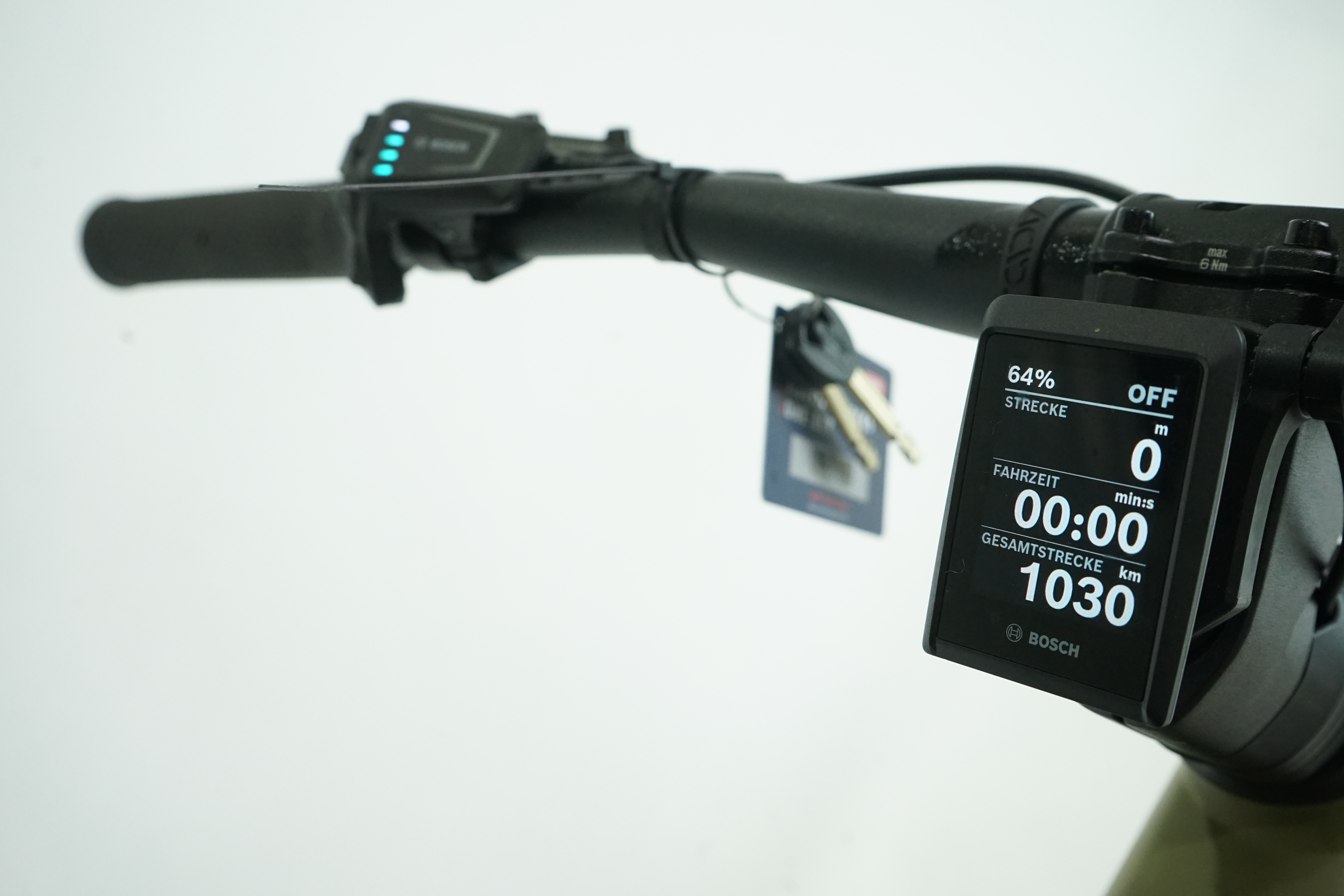 CUBE Reaction Hybrid Race