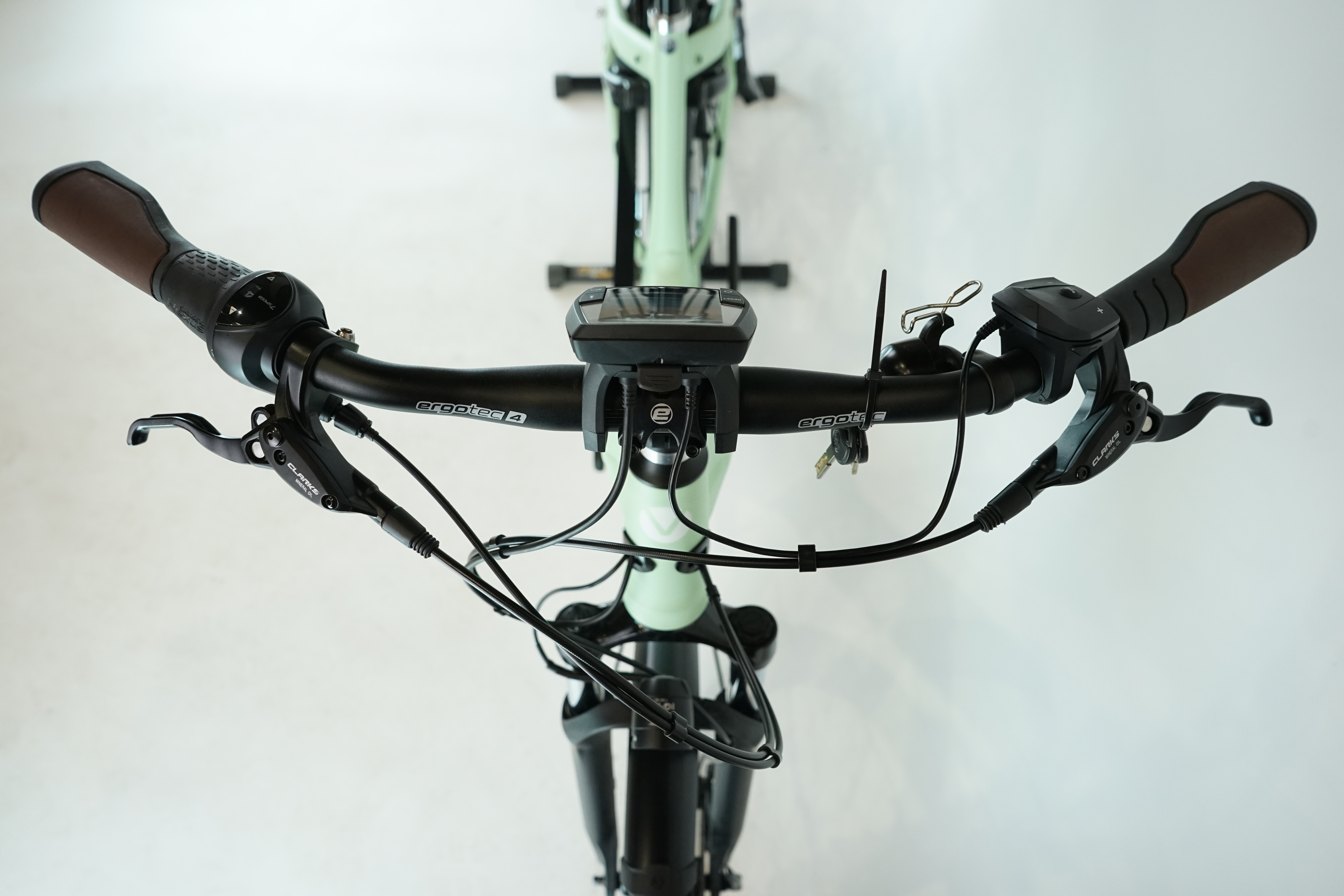 Velo de Ville AEB 490 2022 - City E Bike - 500 Wh - Tiefeinsteiger