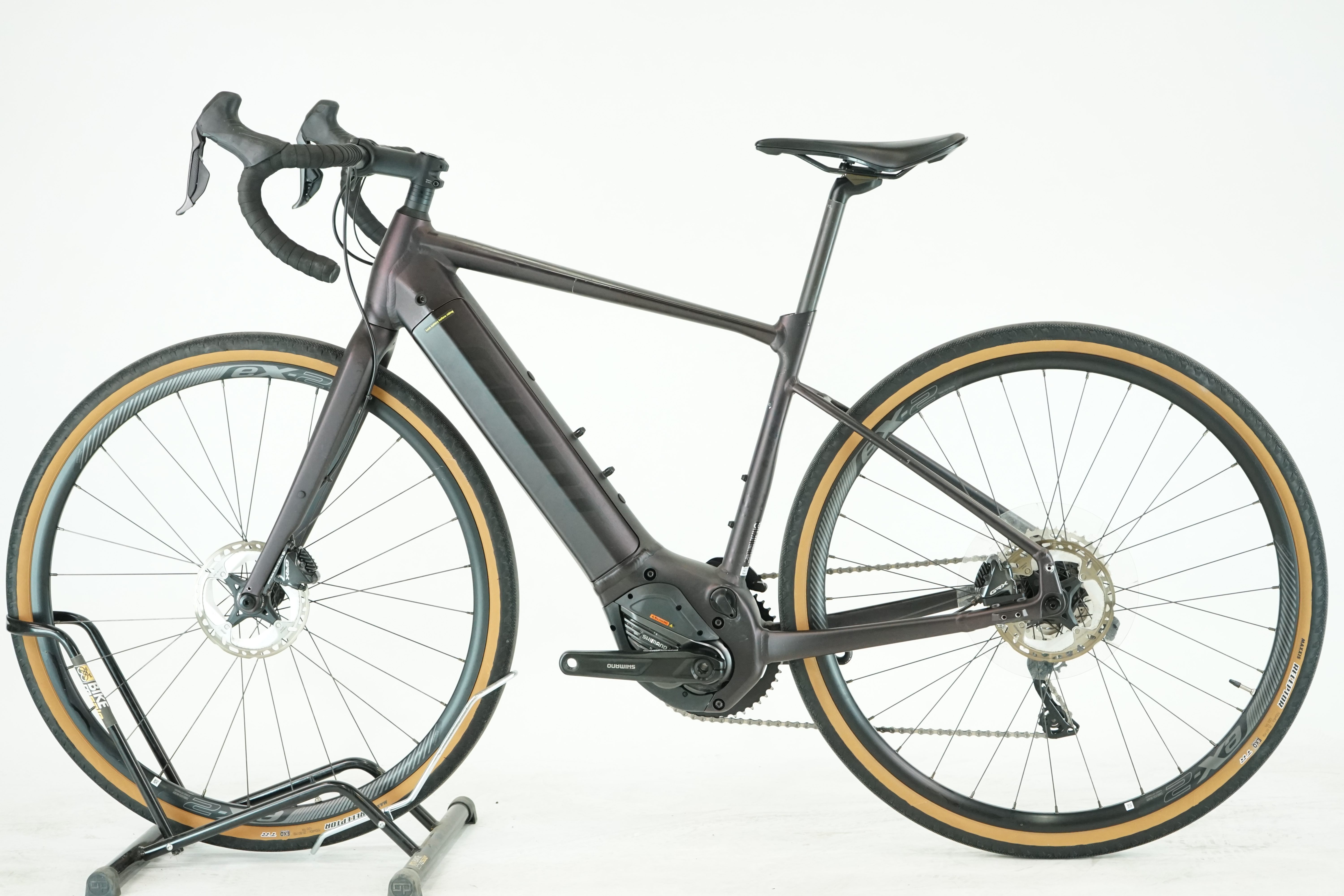 Giant Revolt E+ 2022 - Gravel E Bike - 500 Wh - Aluminium