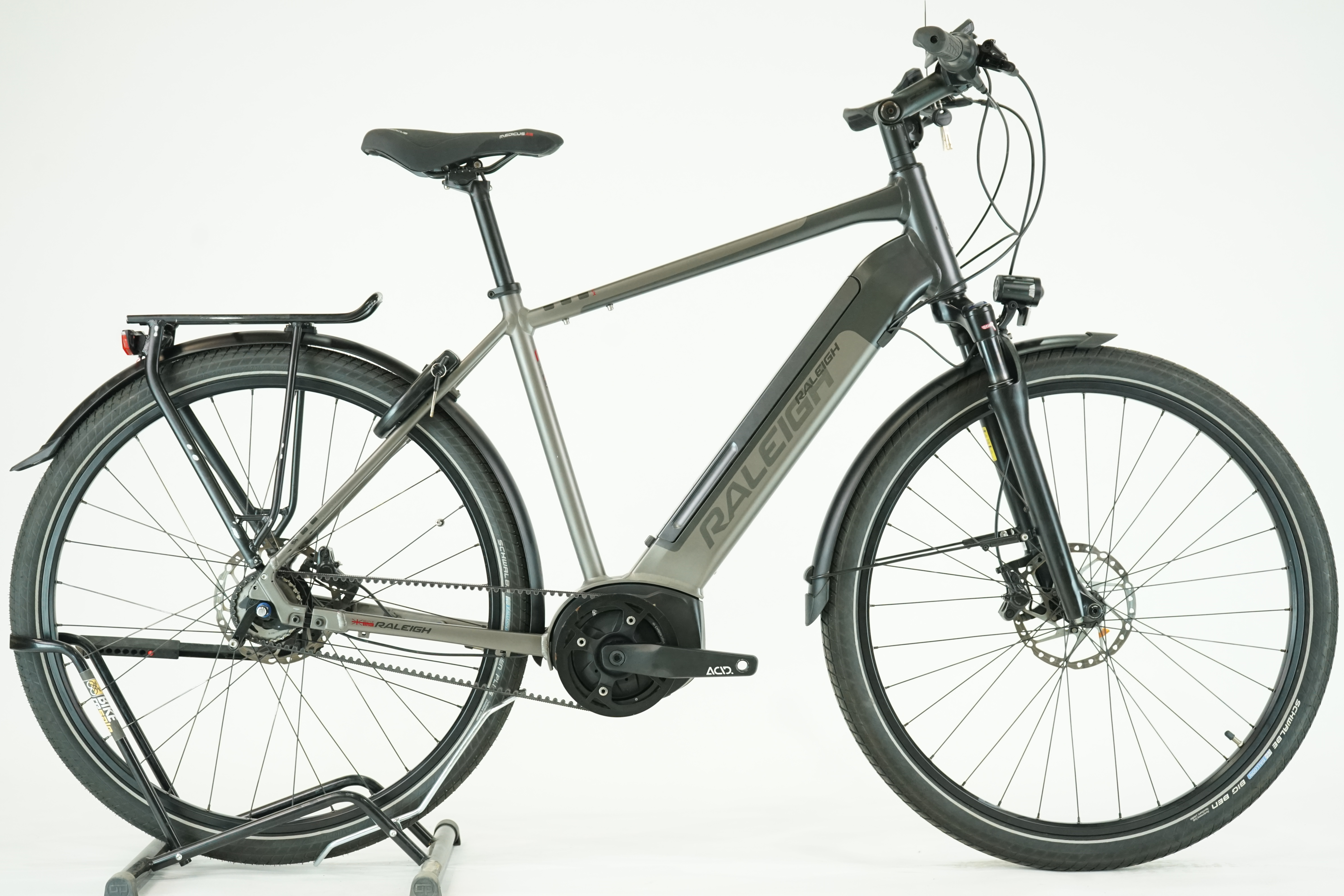 RALEIGH Kent Premium 2021 - Trekking E Bike - 625 Wh - Diamant - 28 Zoll