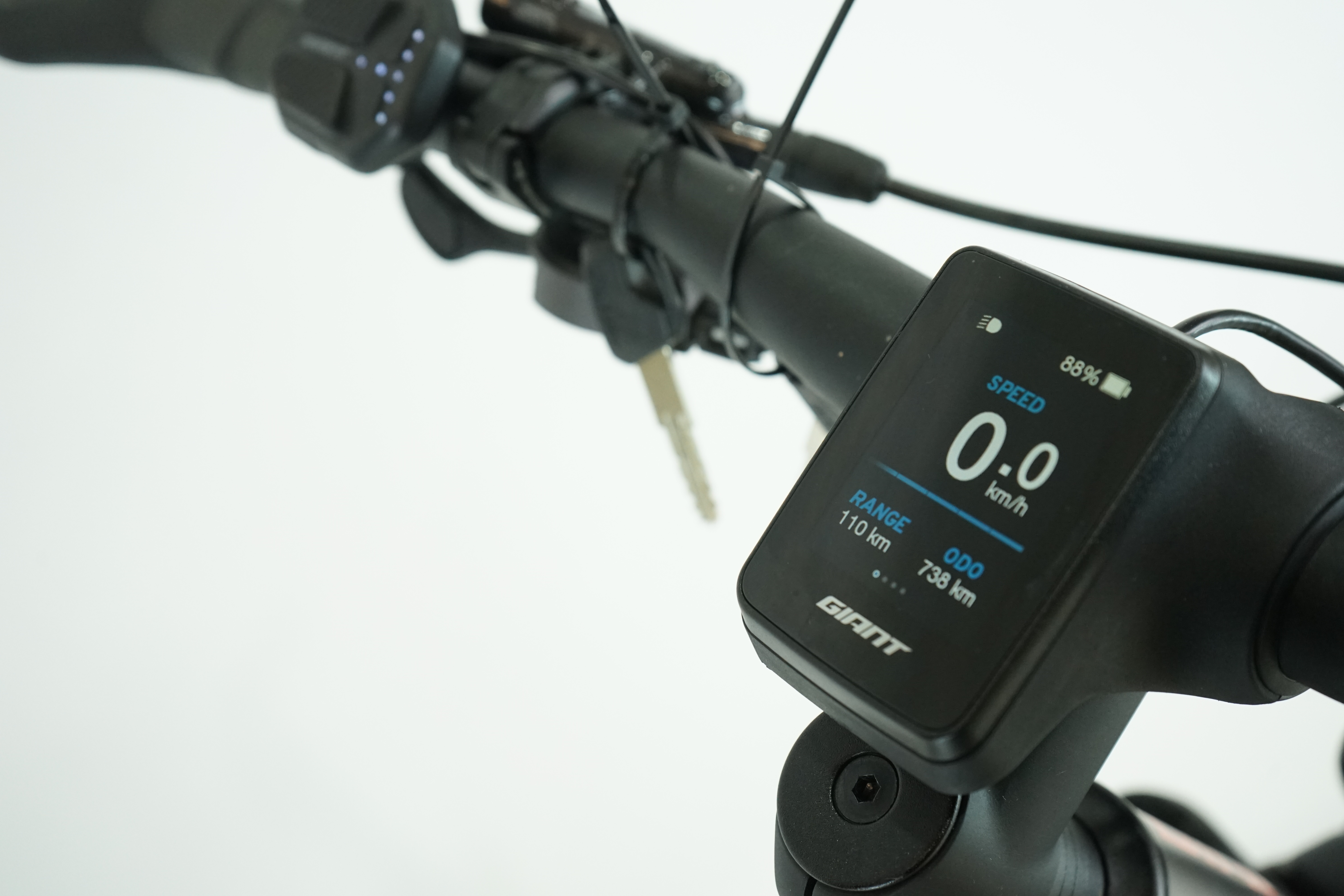 Giant Explore E+ 0 Pro STA 2021 - Trekking E Bike - 625 Wh - Damen Sport