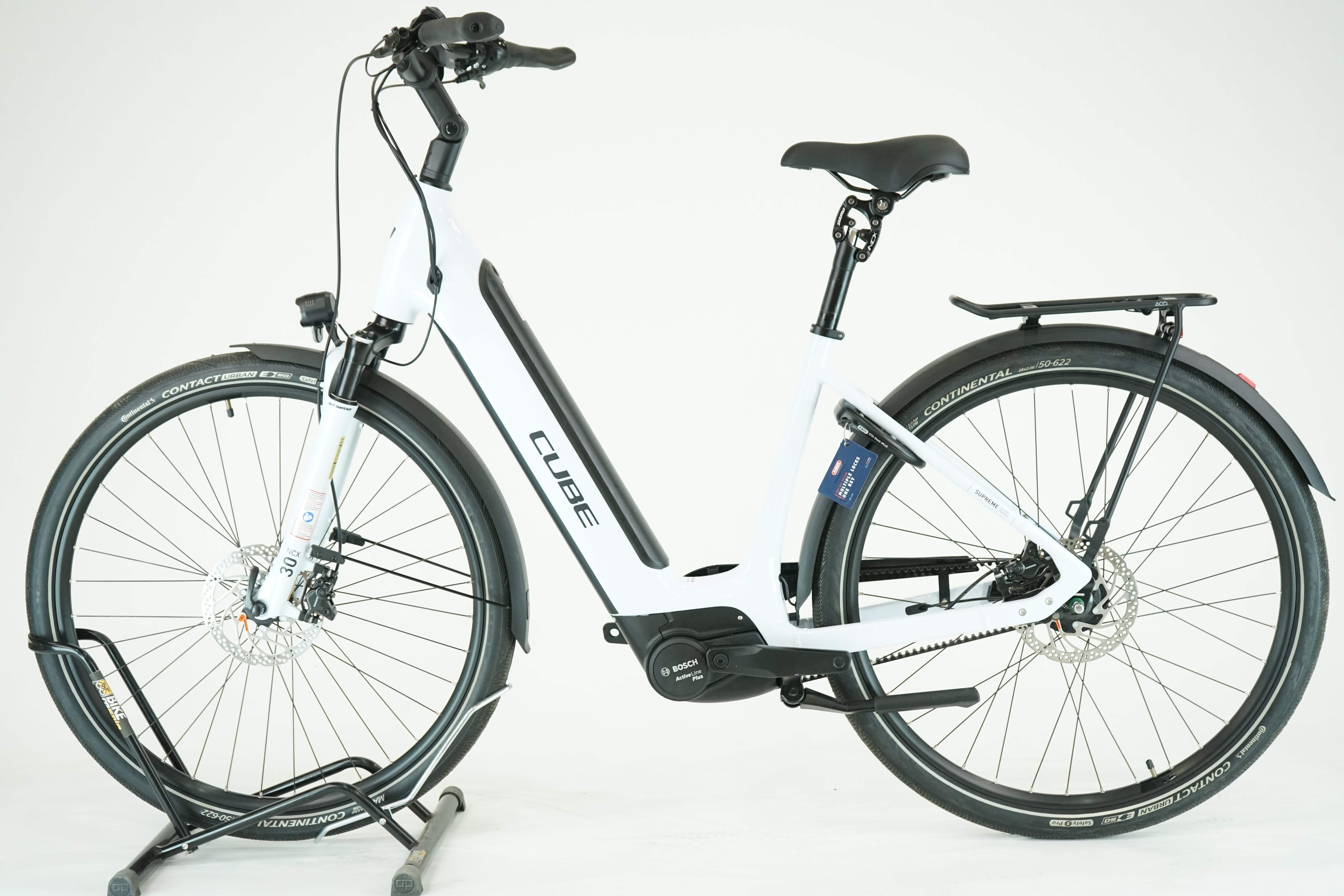 Cube Supreme Hybrid EXC 2023 - City E Bike - 500 Wh - Riemen - Tiefeinstieg