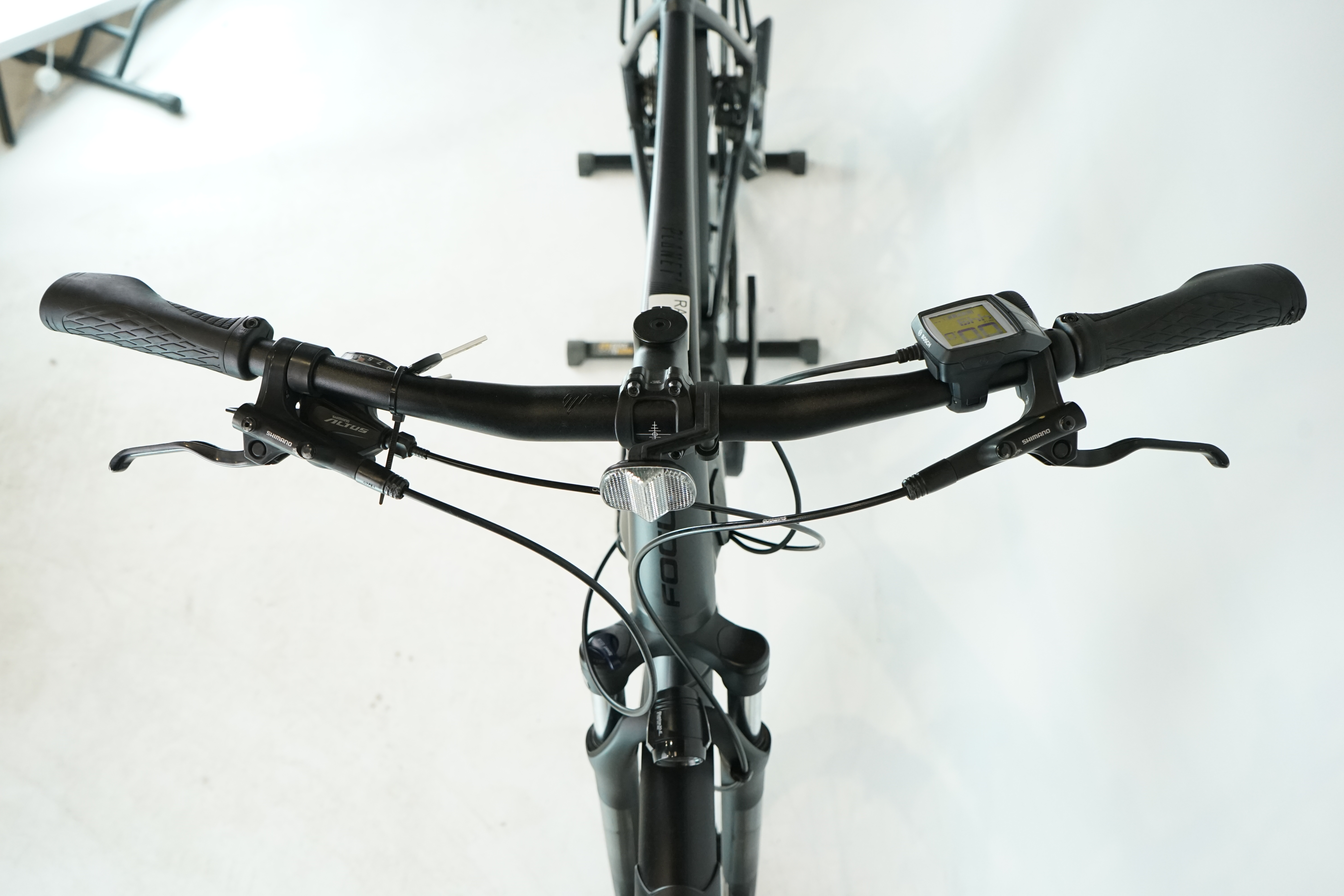 FOCUS Planet² 5.7 2020 - Trekking E Bike - 500 Wh - Diamant