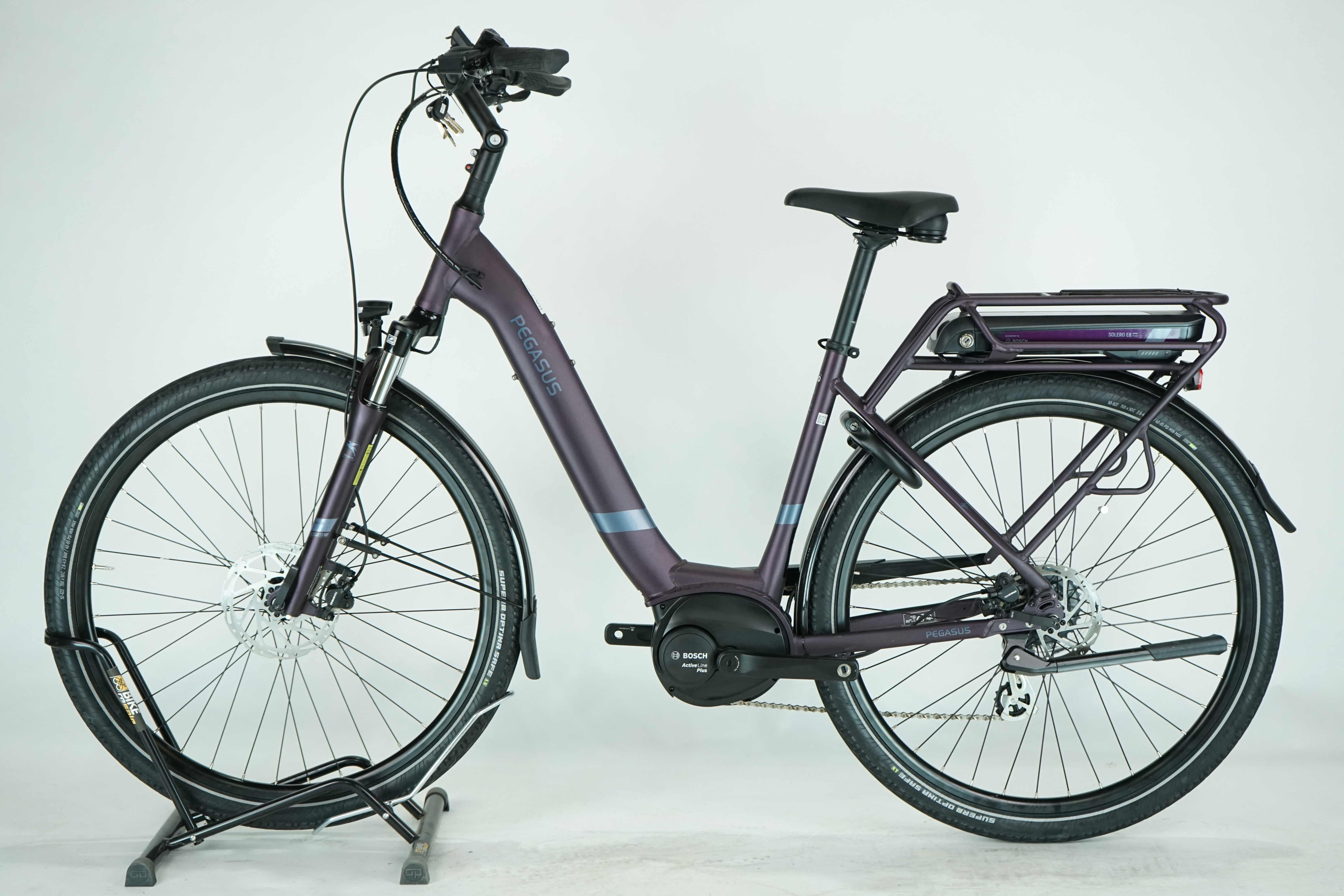 Pegasus Solero E8 2023 - Trekking E Bike - 400Wh - 28Zoll - Tiefeinstieg