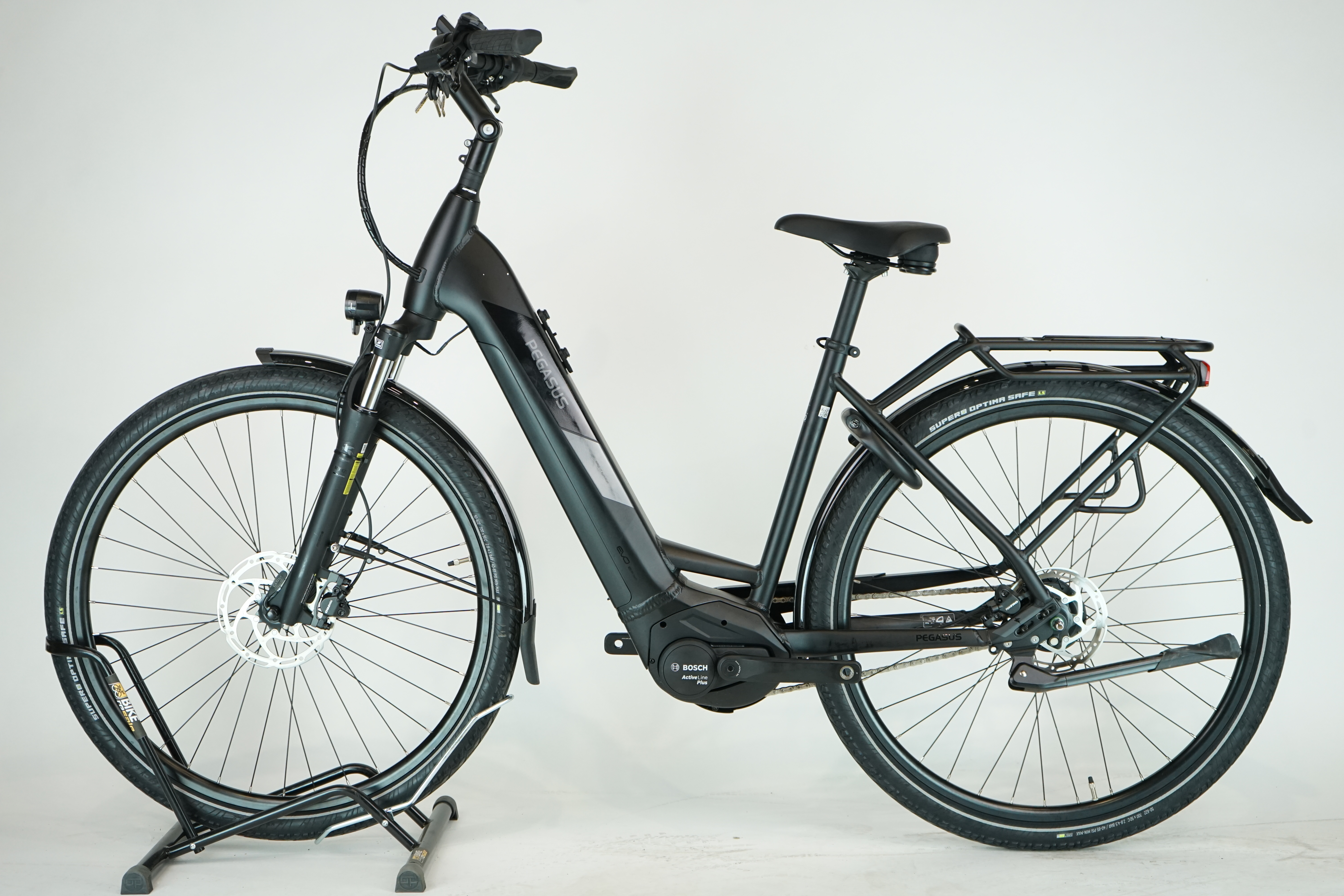 Pegasus Solero EVO 8F 2022 - City E Bike - 625 Wh - Wave