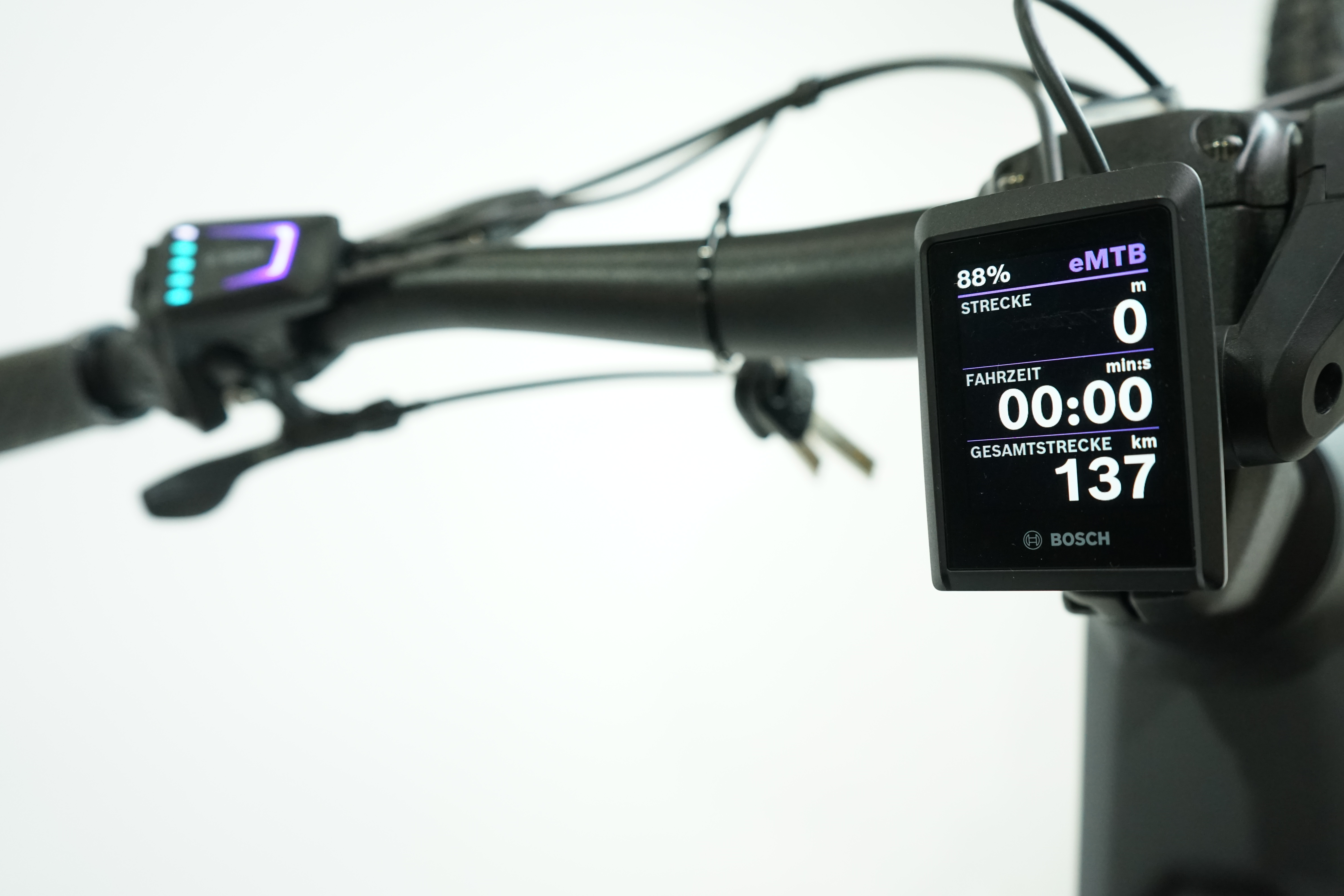 Focus 29 He Thron 6.8 2023 - Fully E Bike - 750 Wh - 29 Zoll - Aluminium 