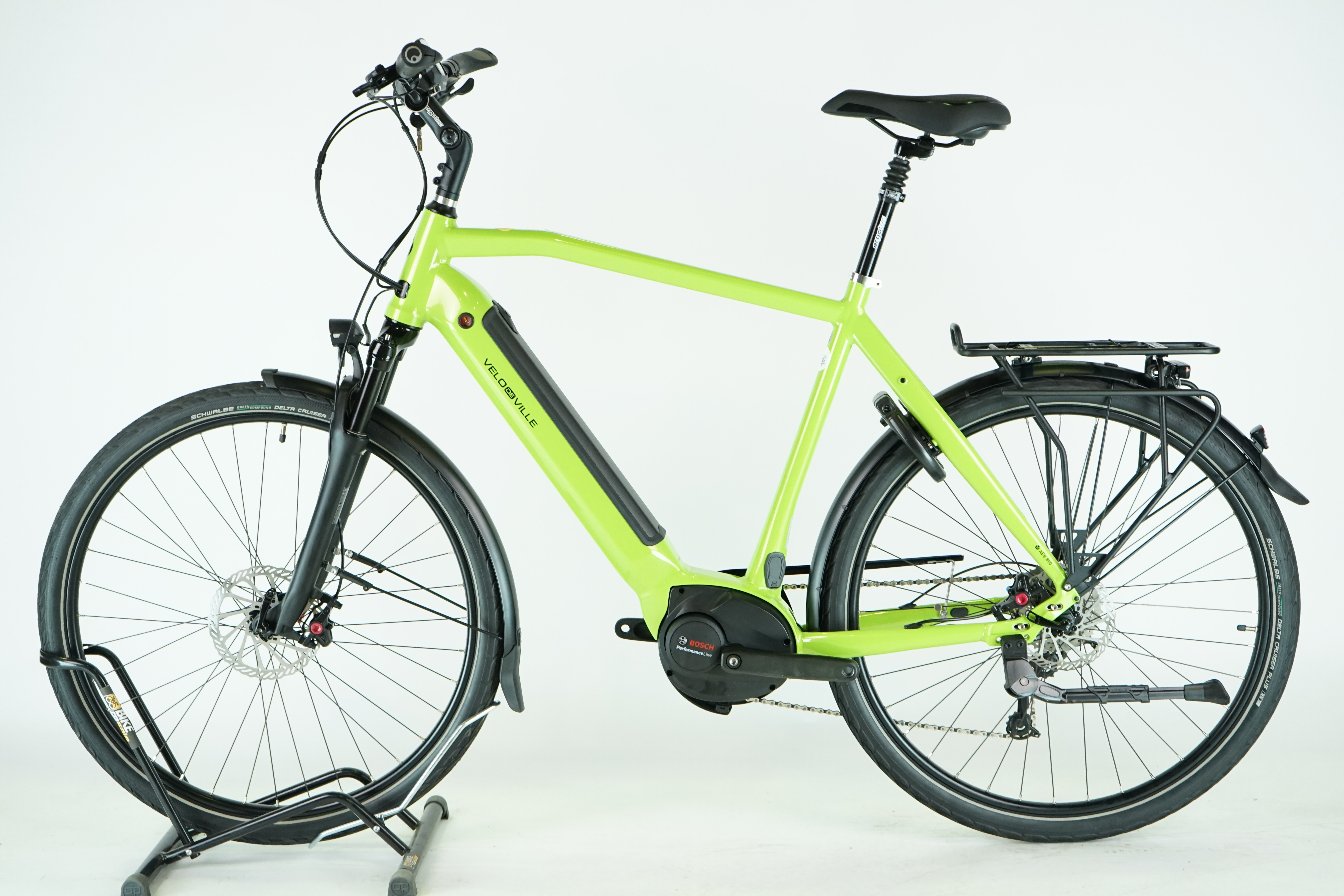 Velo de Ville AEB 890 2022 - Trekking E Bike - 625Wh - Diamant