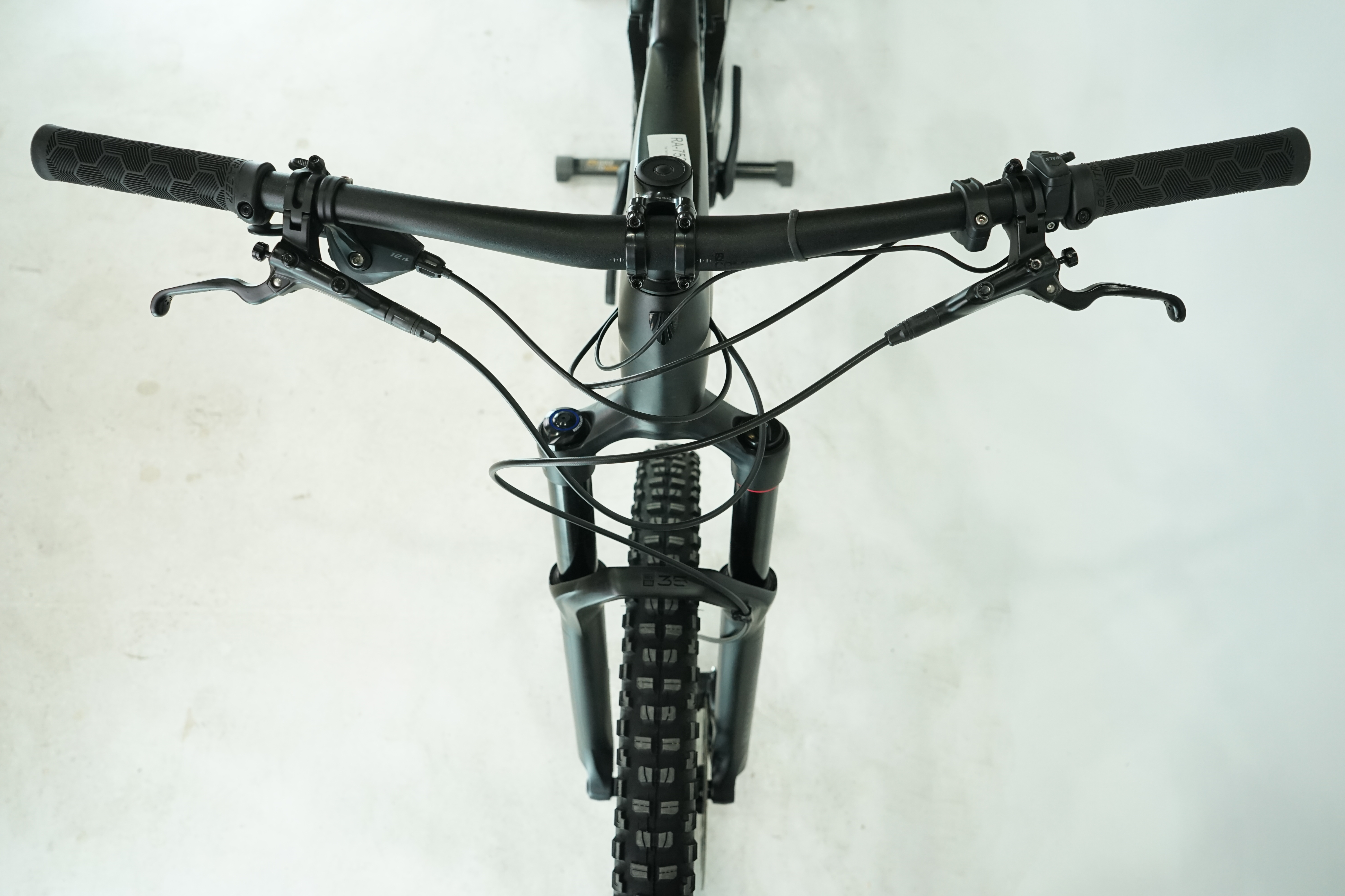 Trek Fuel Exe 9.5 2023 - Fully E Bike - 250 Wh - Carbon - 29 Zoll