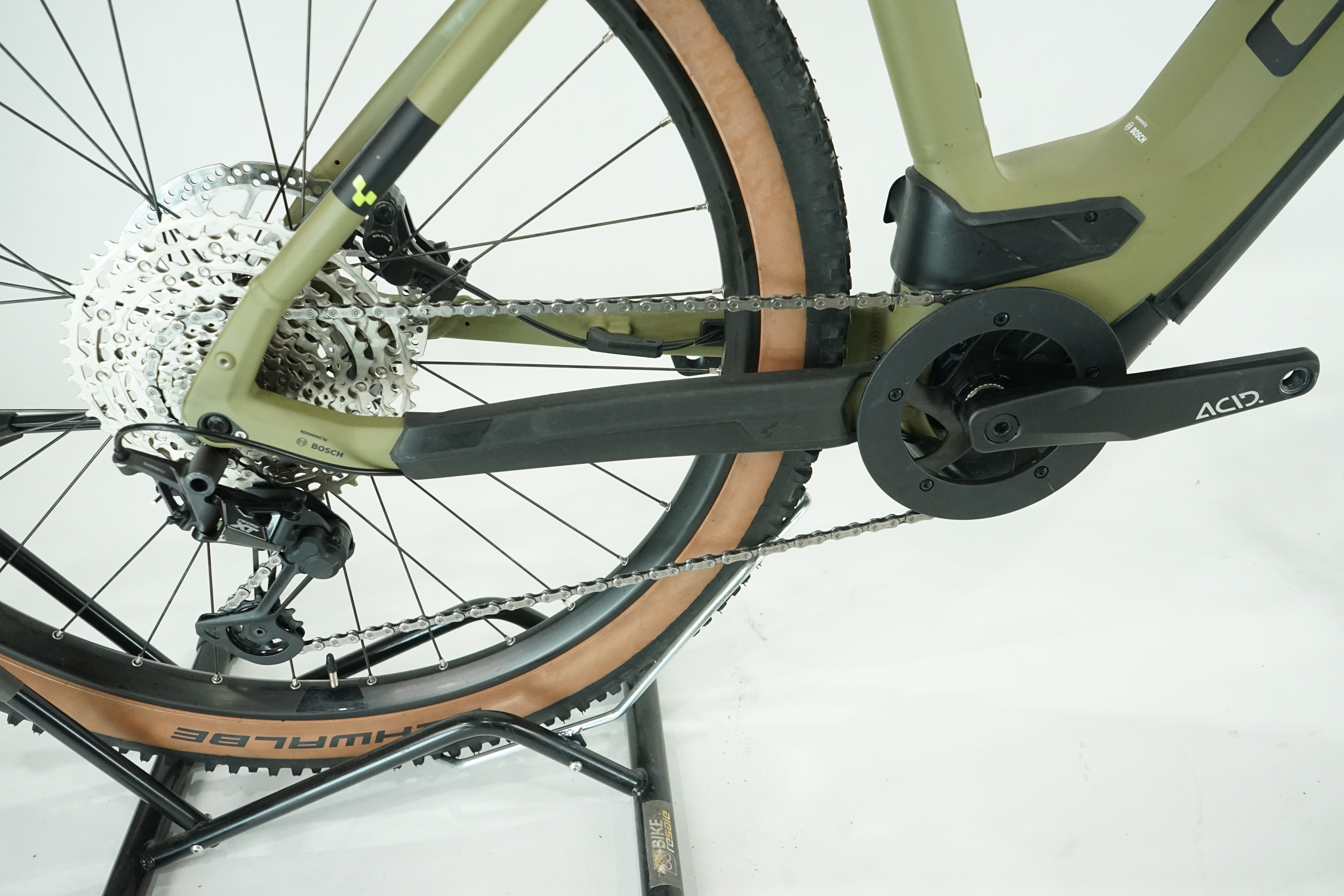 CUBE Reaction Hybrid Race