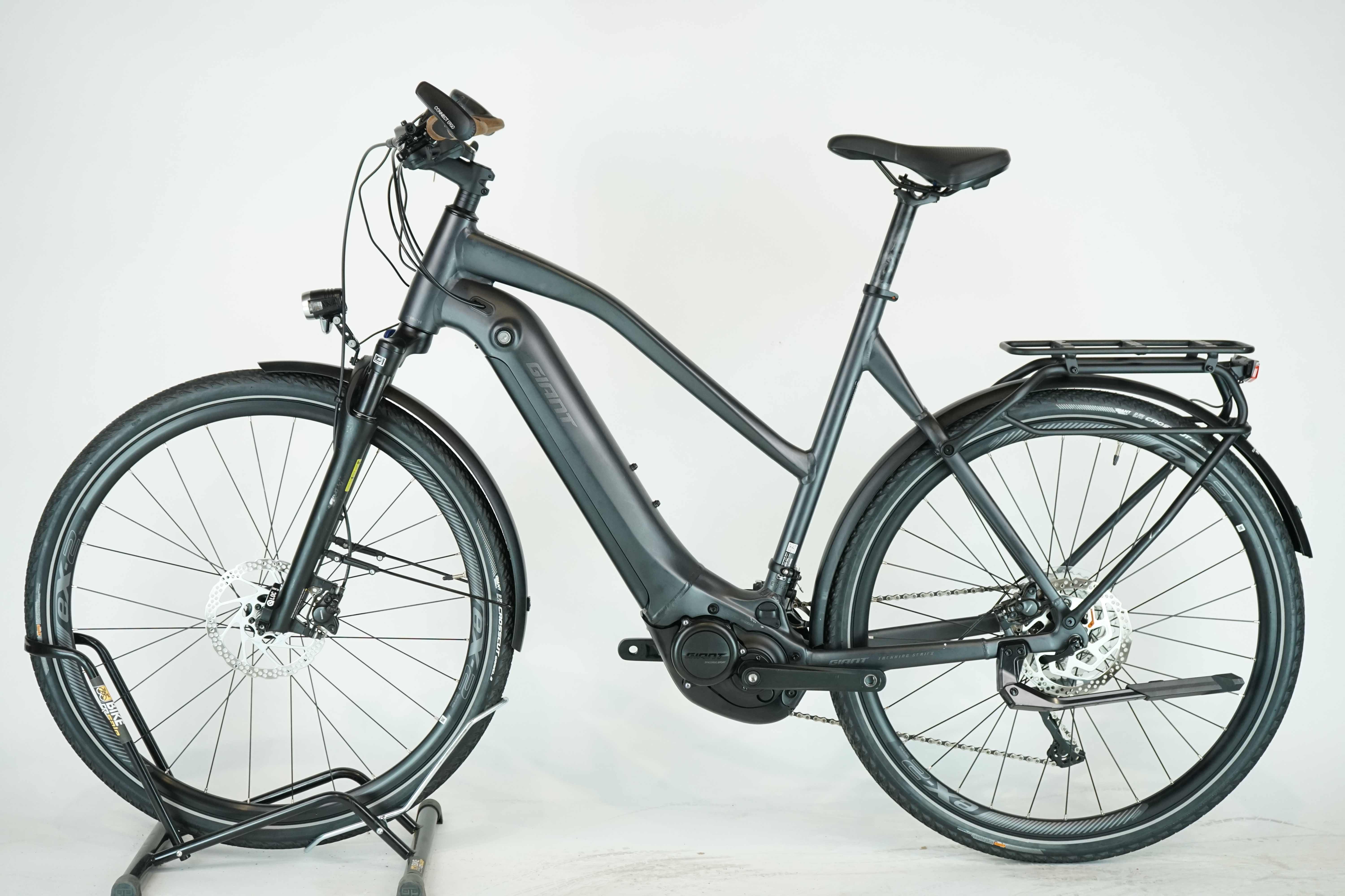 Giant Explore E+ 1 2021 - Trekking E Bike - 500 Wh - Sport