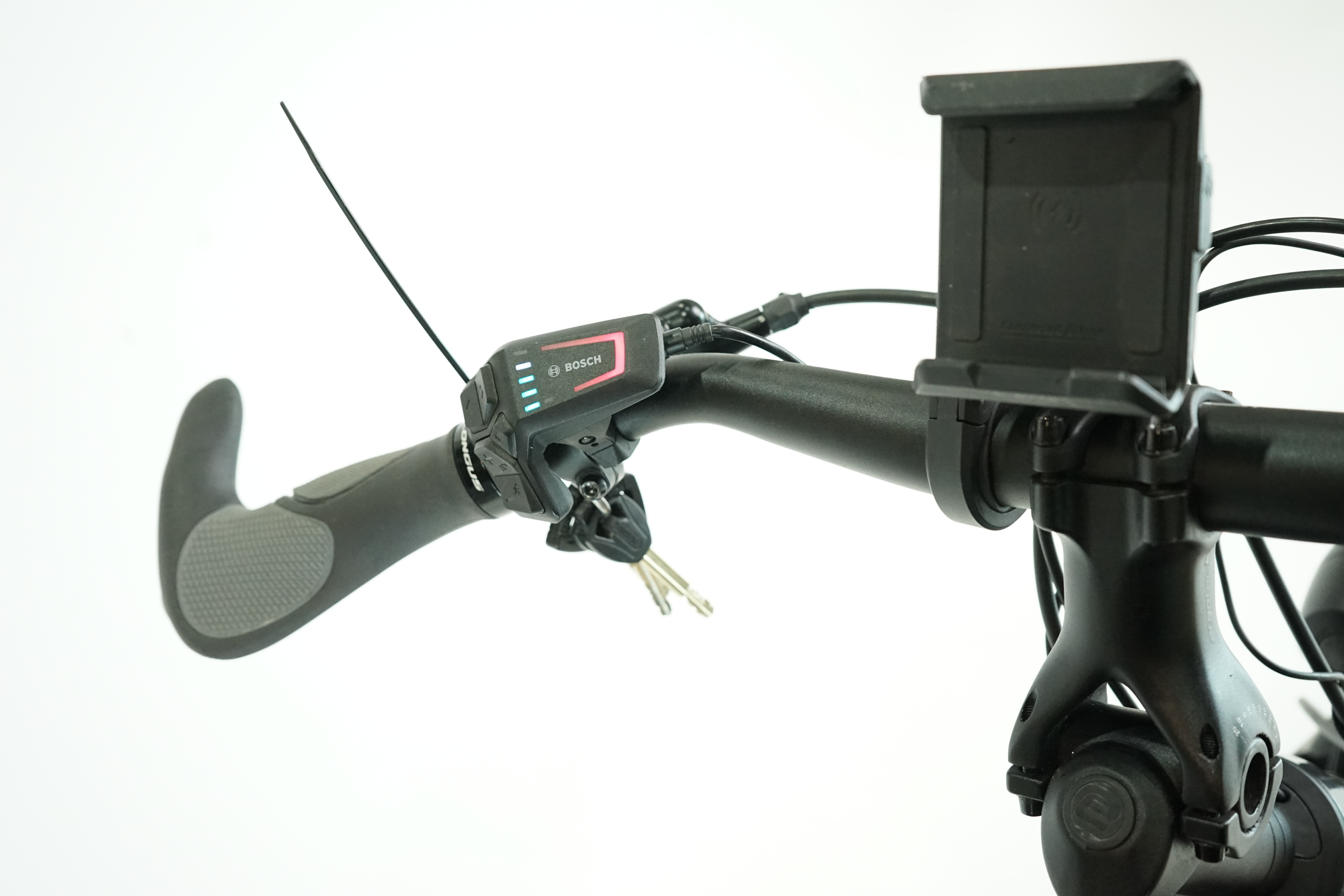 KTM Macina Style XL 2024 - Trekking E Bike - 750 Wh - Diamant - 28 Zoll