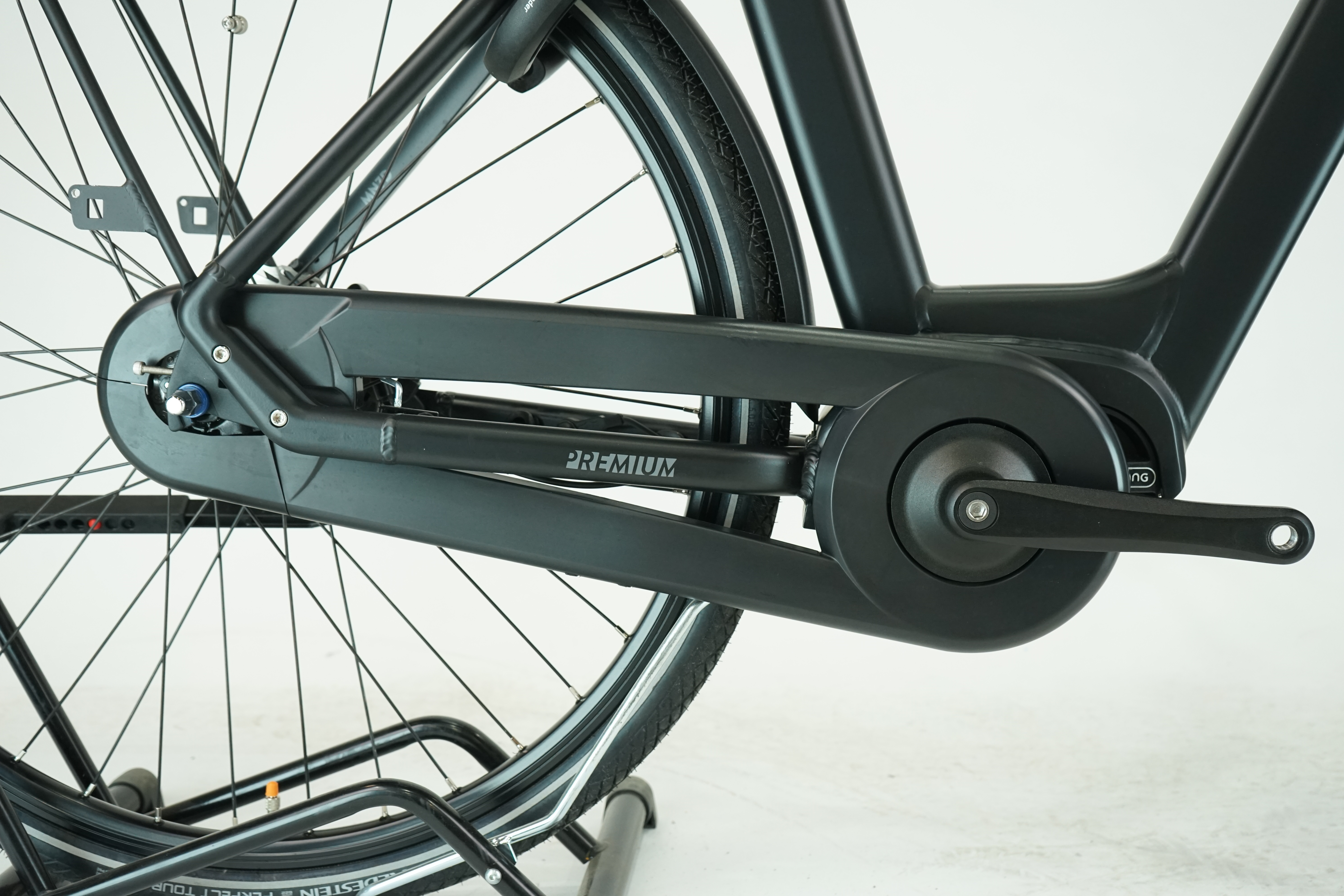 Qwic Premium MN7D 2022 - City E Bike - 625 Wh - Tiefeinstieg