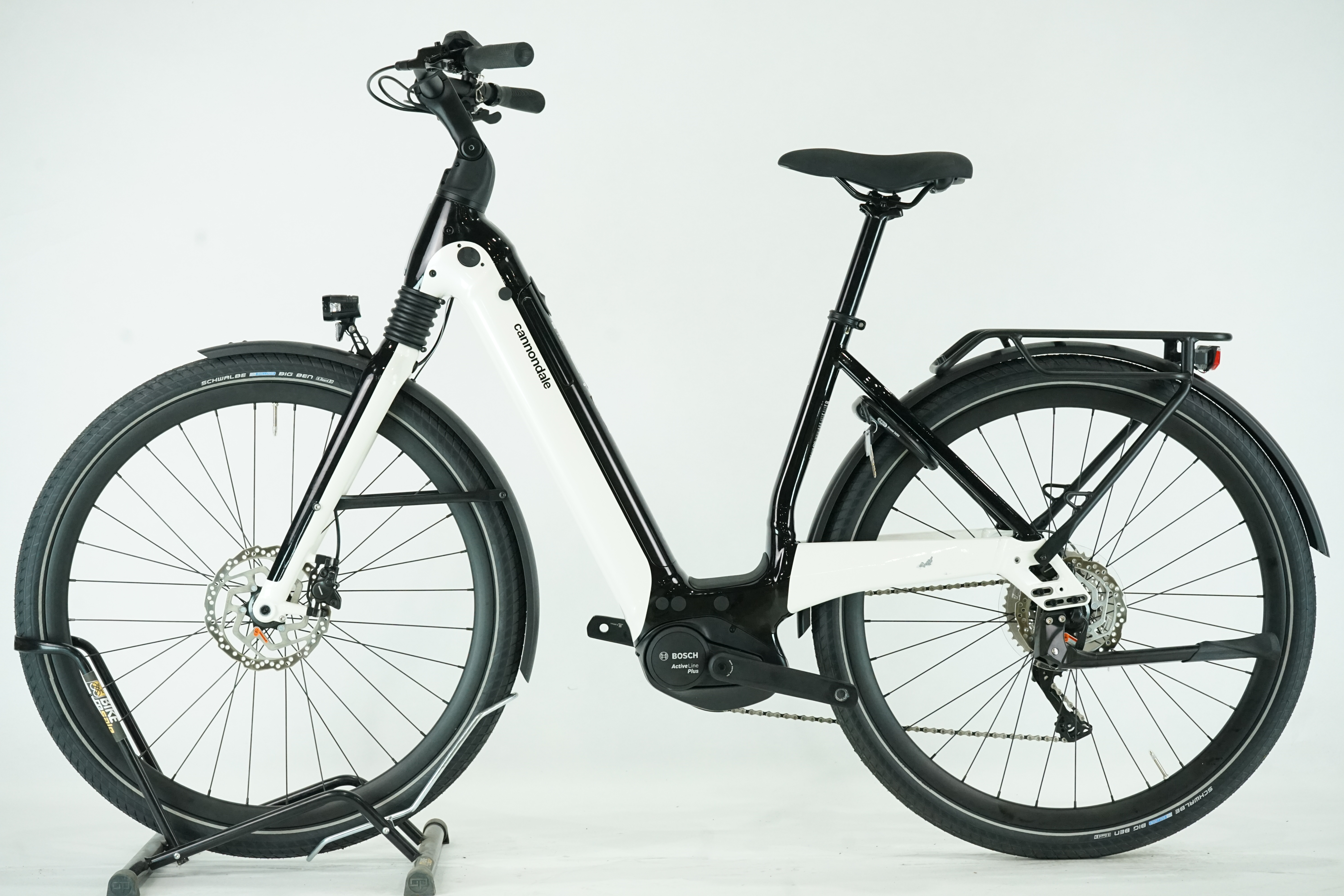 Cannondale Mavaro Neo 5+ 2024 - Trekking E Bike - 625 Wh - Tiefeinsteiger