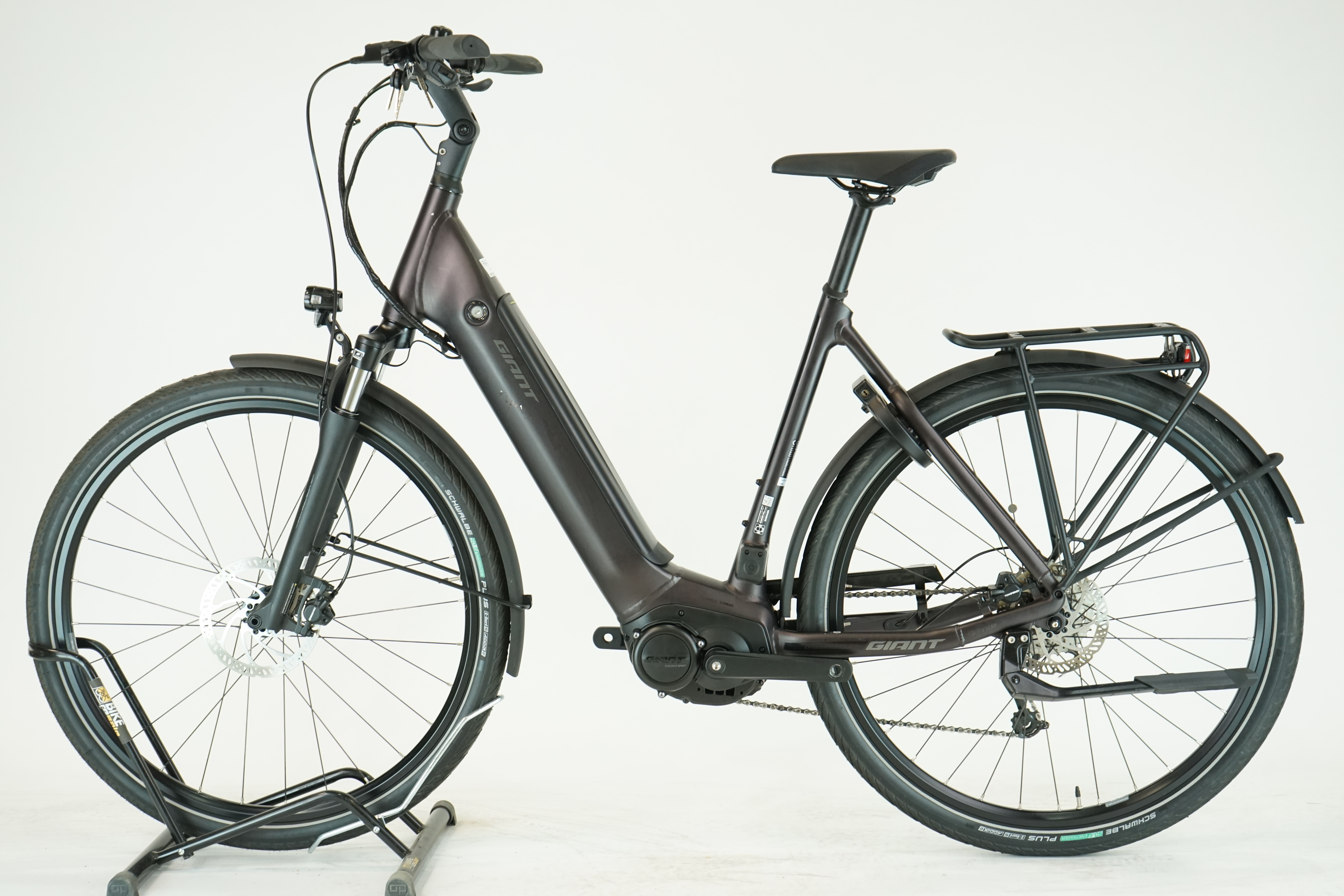 Giant Daily Tour E+ 3 LDS 2022 - Trekking E Bike - 500 Wh - Tiefeinstieg