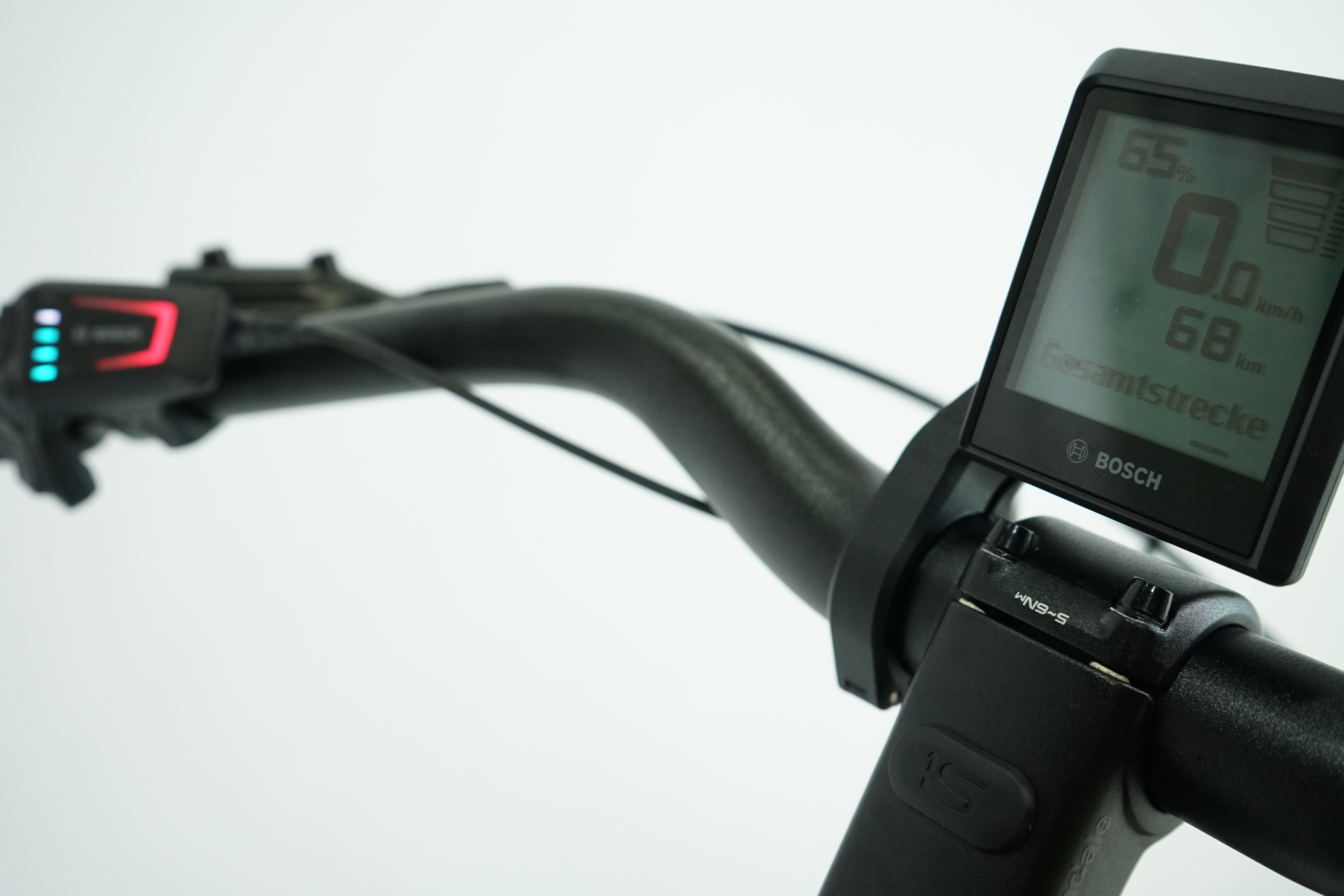 Cannondale Mavaro Neo 3 2024 - Trekking E Bike - 625 Wh - Tiefeinsteiger