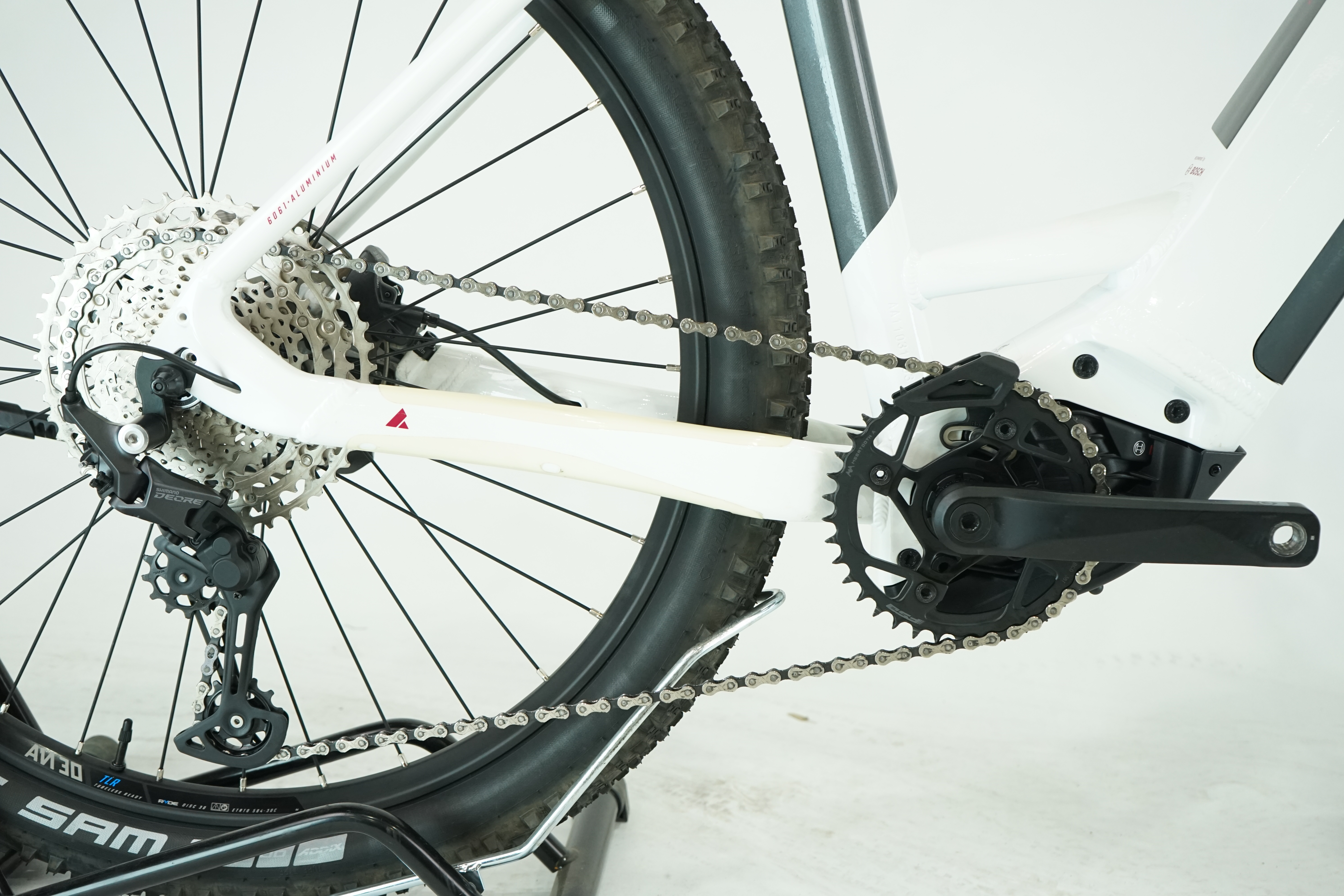 Bulls Aminga Eva 2 2022 - Mountain E Bike - 625 Wh - 27,5 Zoll - Tiefeinstieg