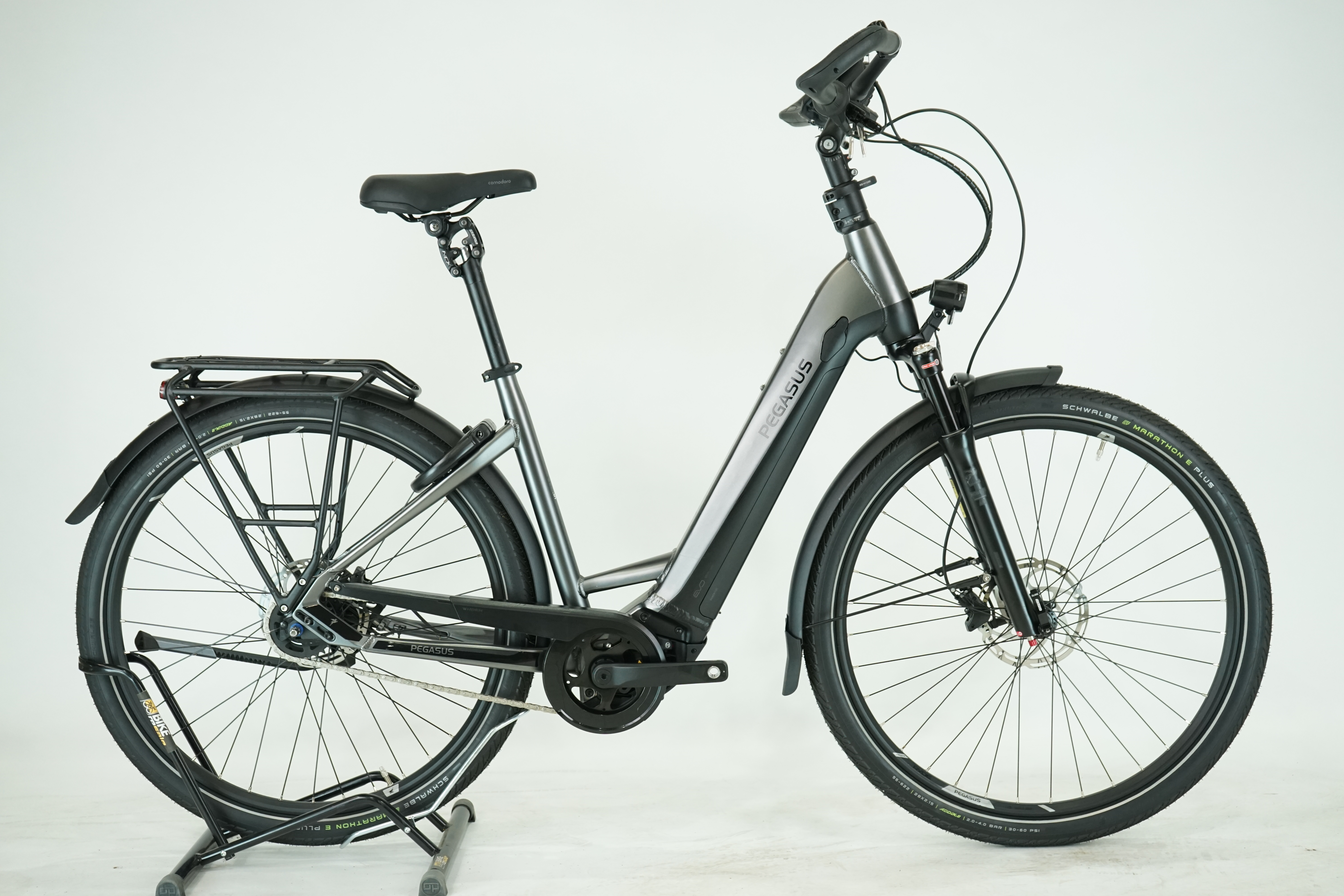 Pegasus Premio EVO 5 Comfort 2023 - City E Bike - 625 Wh - Tiefeinsteiger