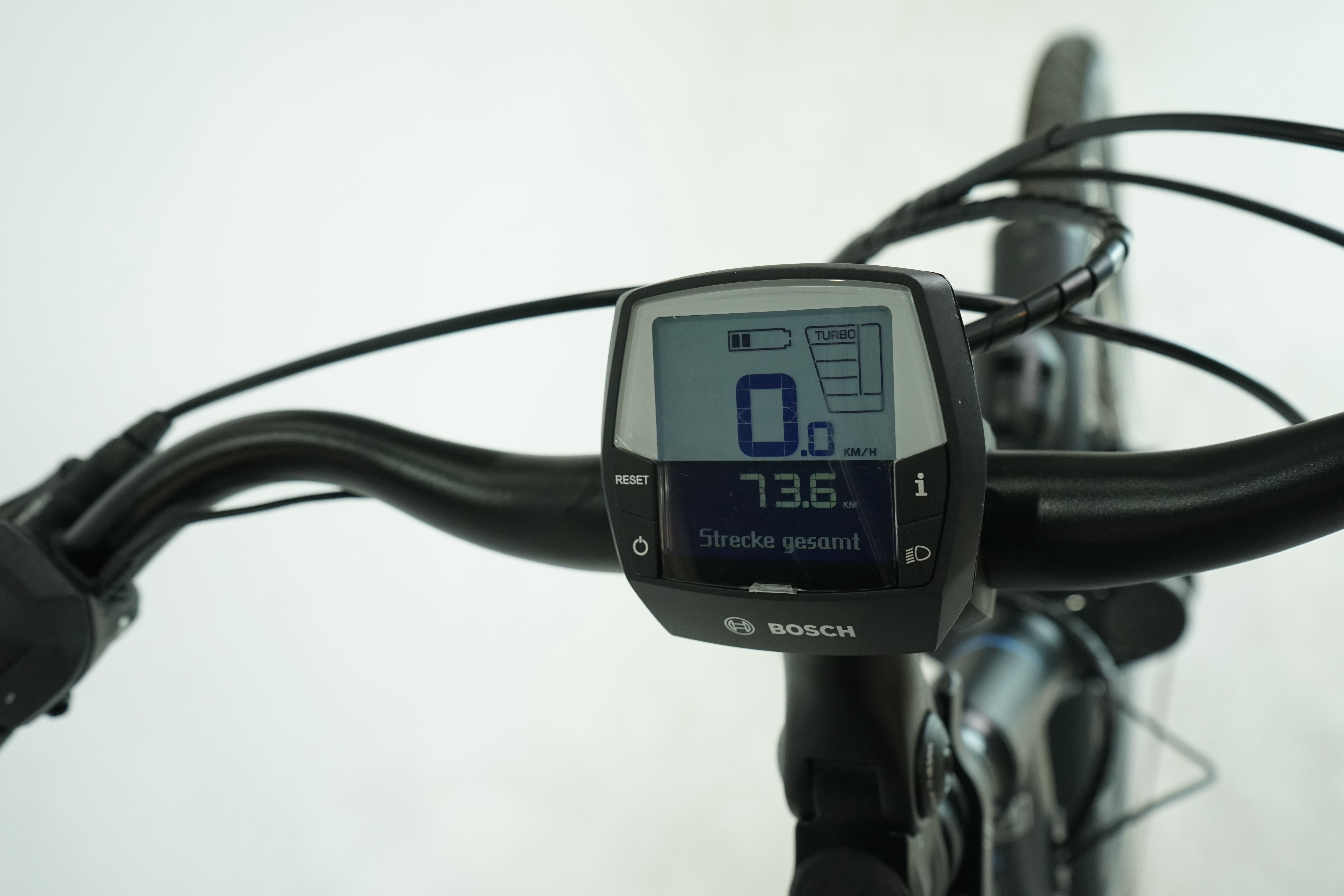 Victoria e-Trekking 7.4H 2021 - City E Bike - 28 Zoll - Tiefeinsteiger