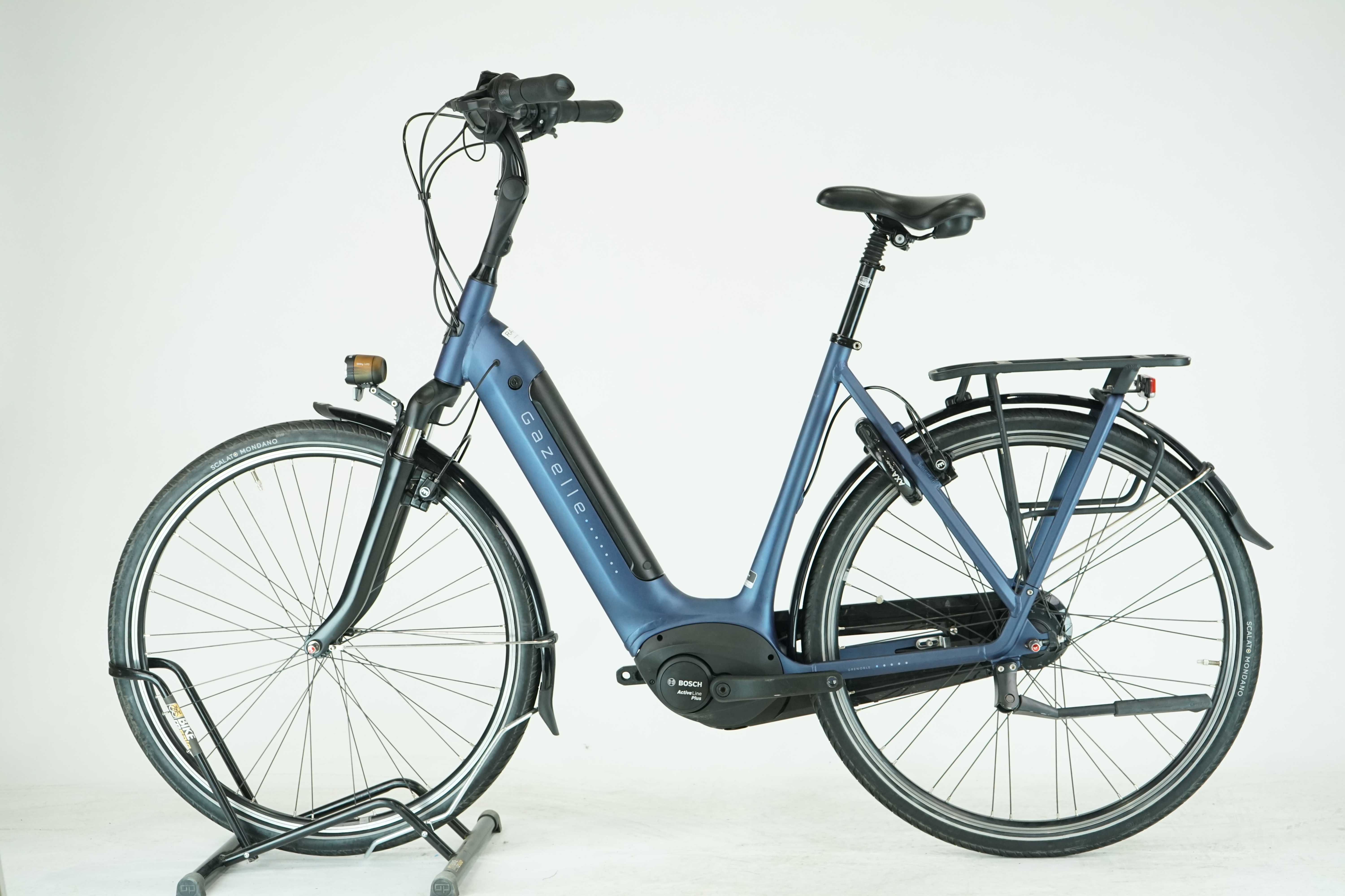 Gazelle Arroyo C7+HMB Elite 2023 - Trekking E Bike - 500 Wh - Tiefeinstieg