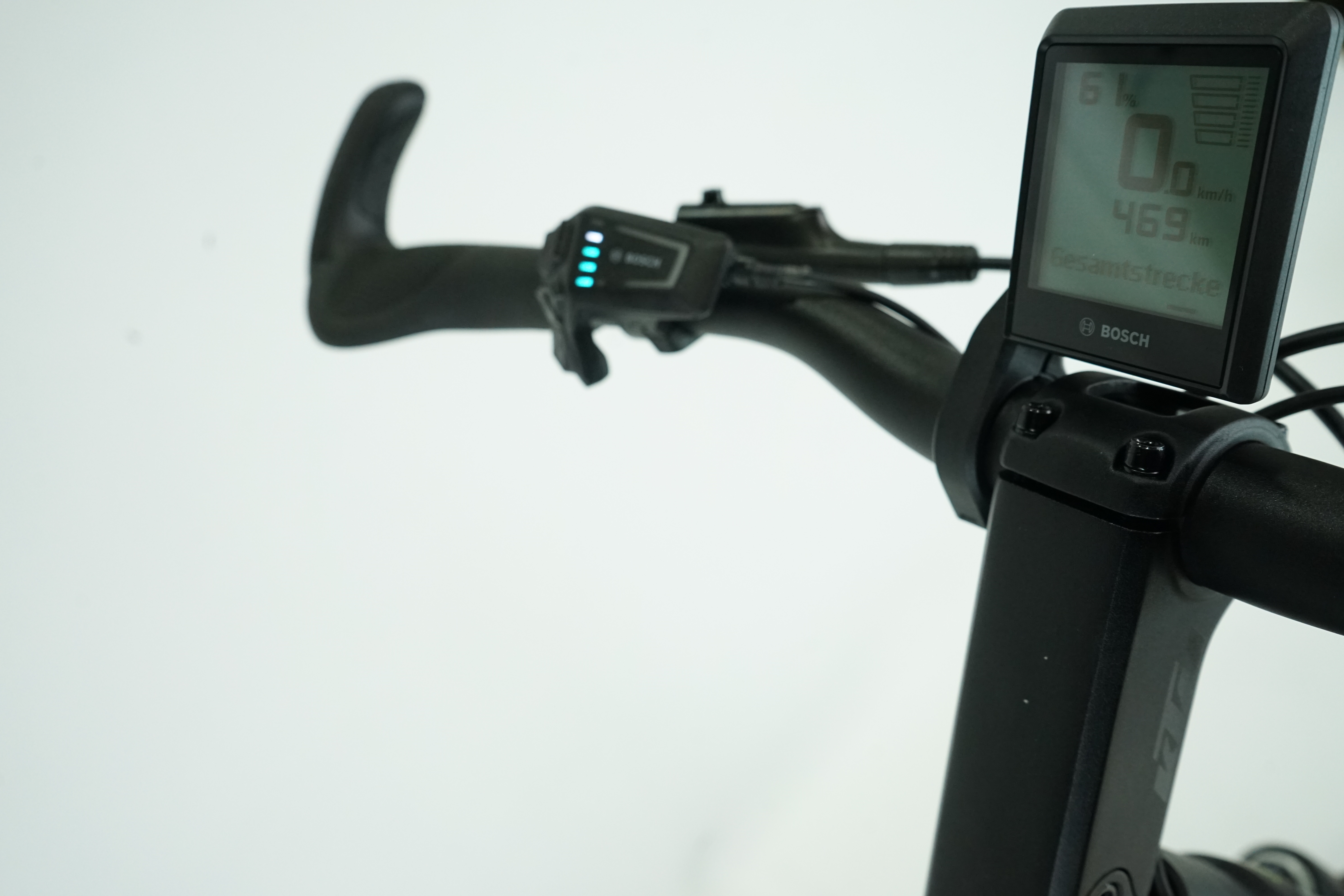 KTM Cento 10 Plus 2023 - Trekking E Bike - 750 Wh - 28 Zoll - Diamant