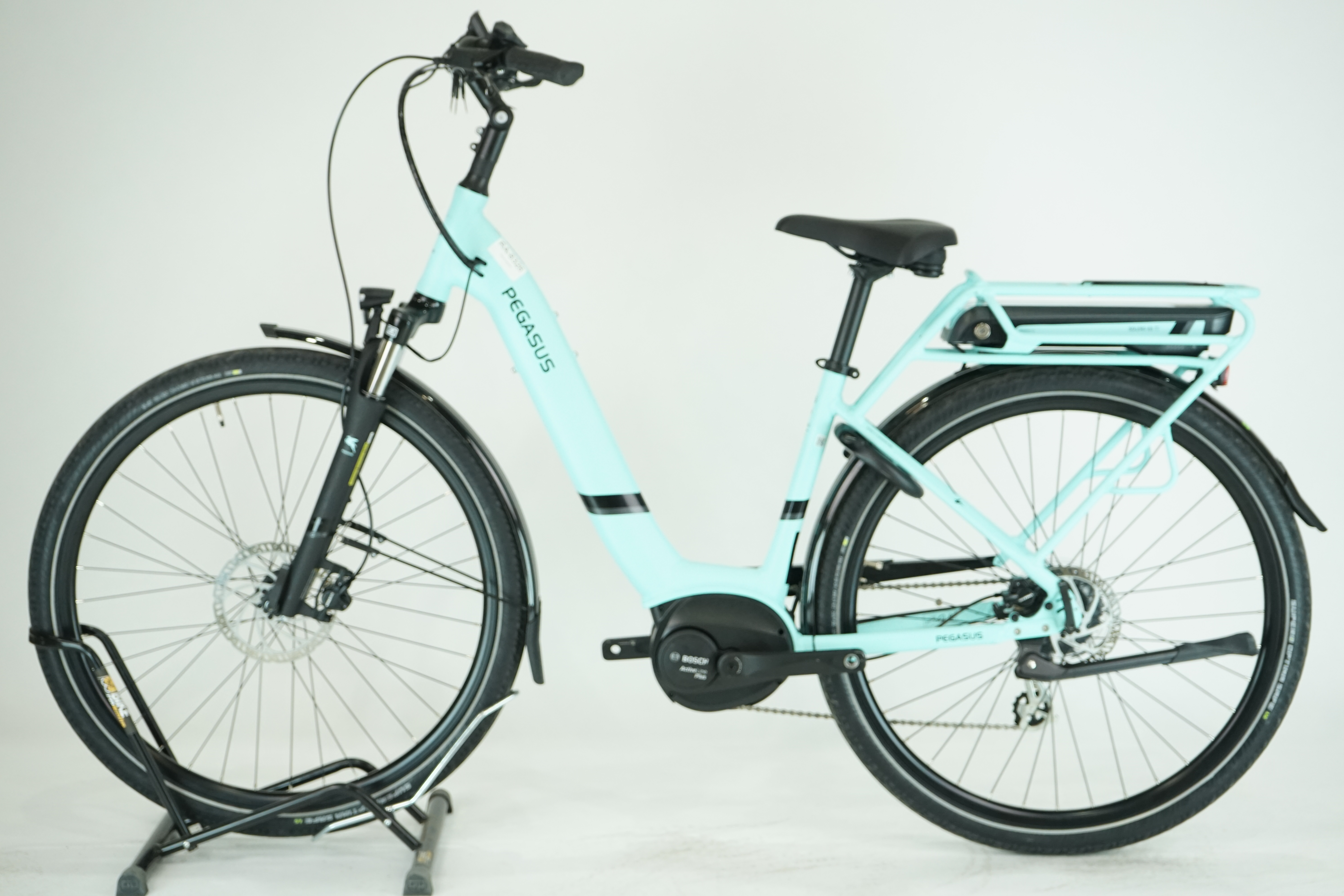 Pegasus Solero E8 Plus 2022 - Trekking E Bike - 400Wh - 28Zoll - Tiefeinstieg