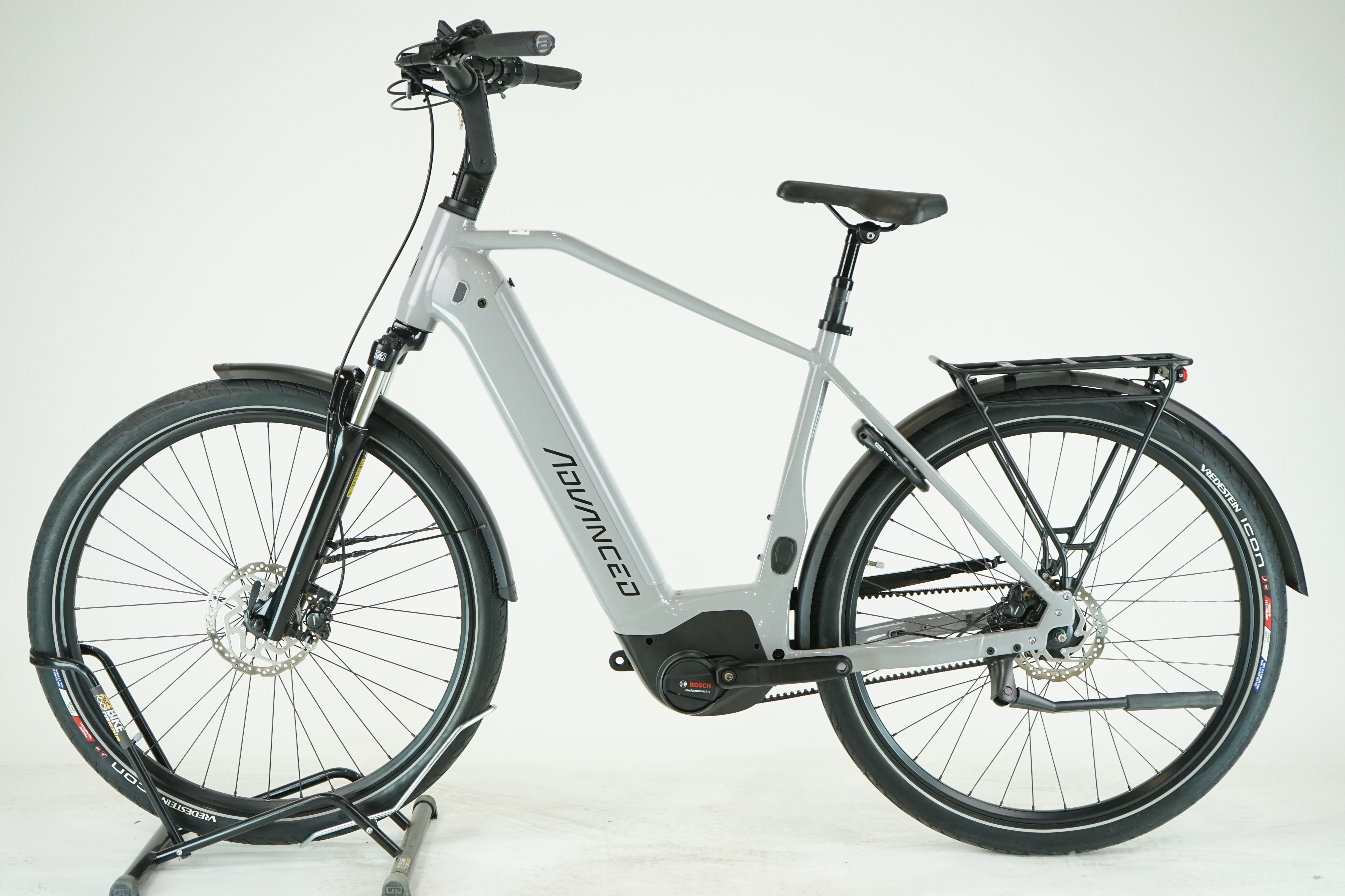 Advanced Tour Pro 2023 - City E Bike - 625 Wh - Riemen - Tiefeinstieg