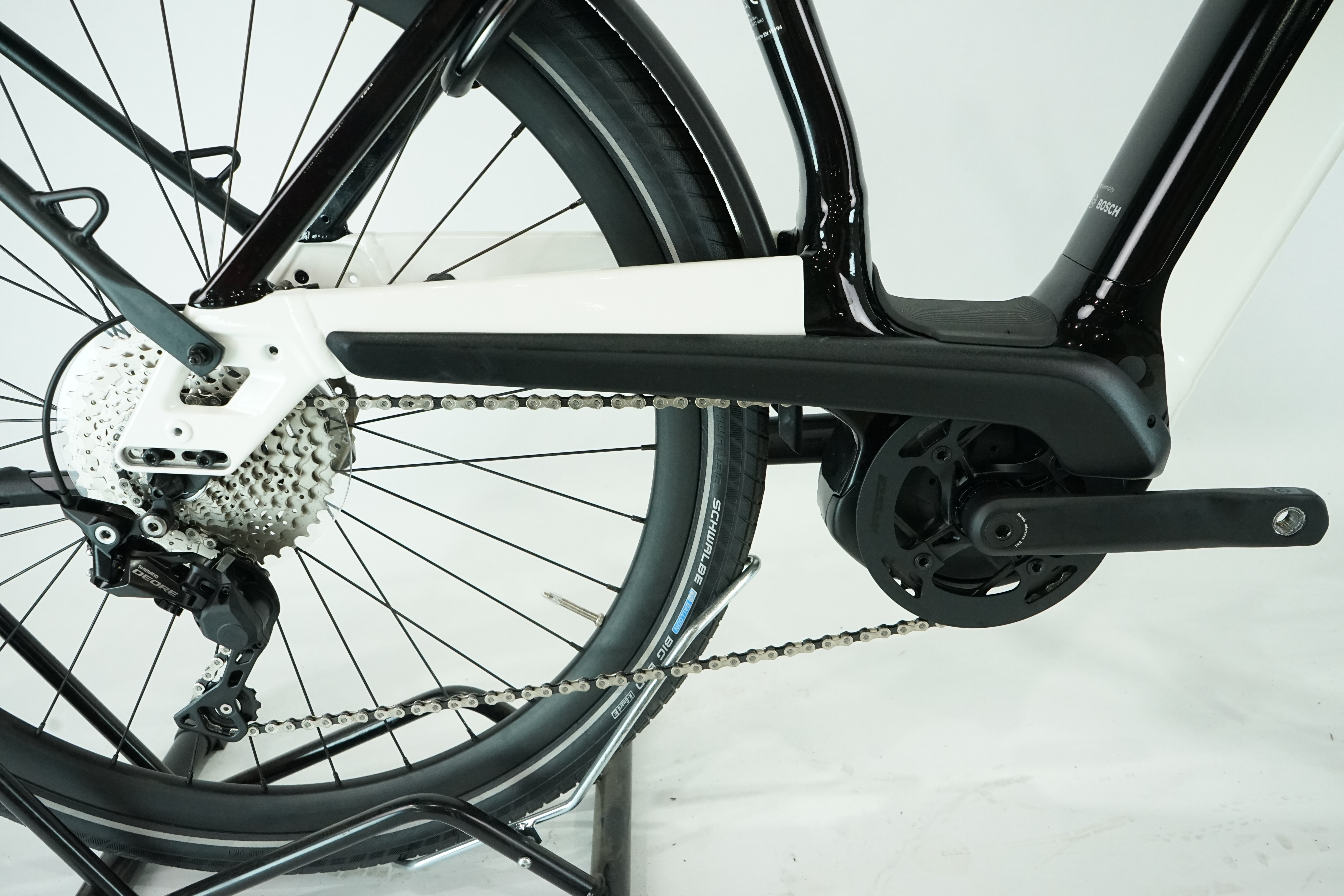 Cannondale Mavaro Neo 5+ 2024 - Trekking E Bike - 625 Wh - Tiefeinsteiger