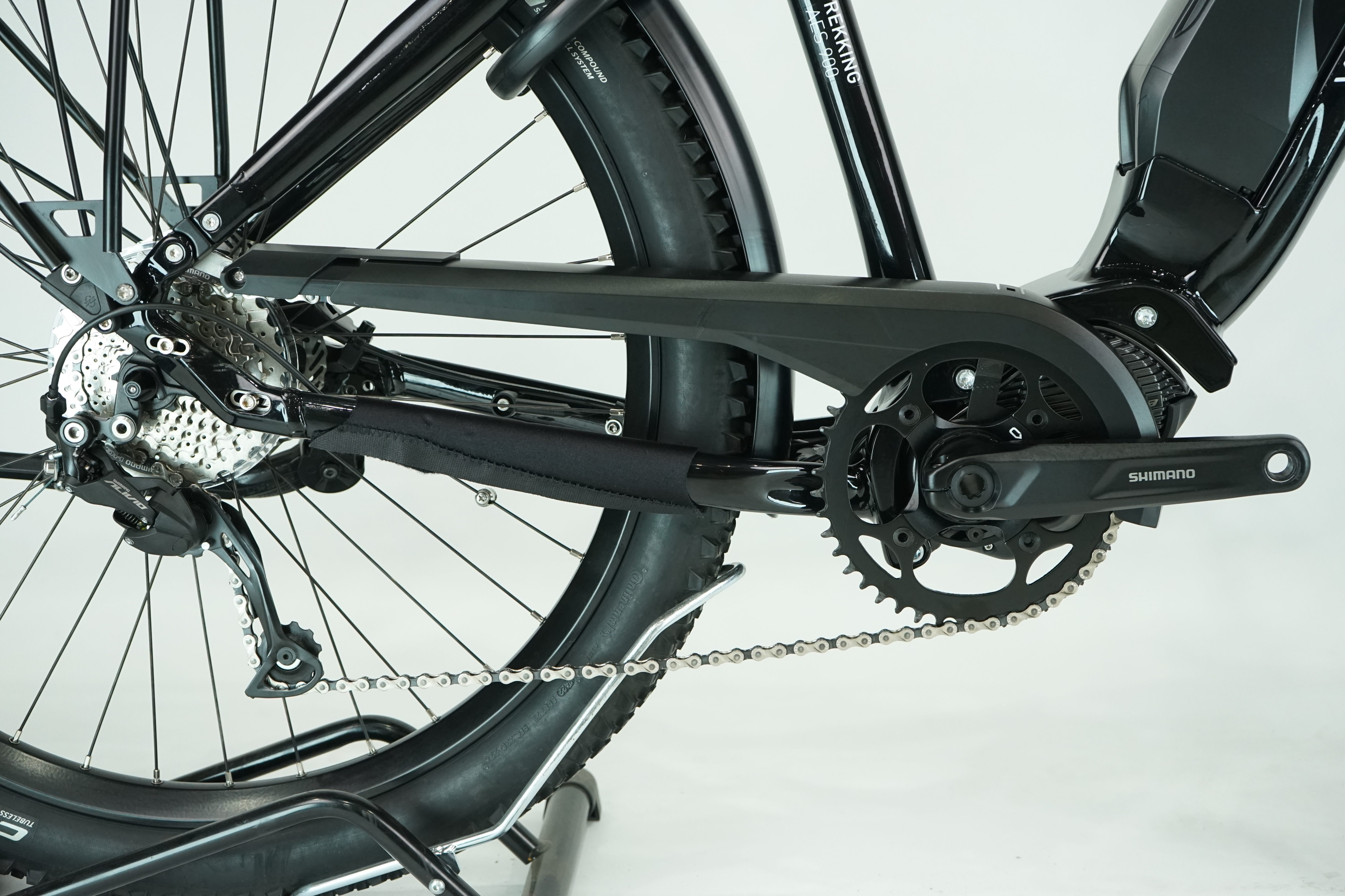 Velo de Ville AES 900 2023 - Trekking E Bike - 504 Wh - 27,5 Zoll - Damen Sport