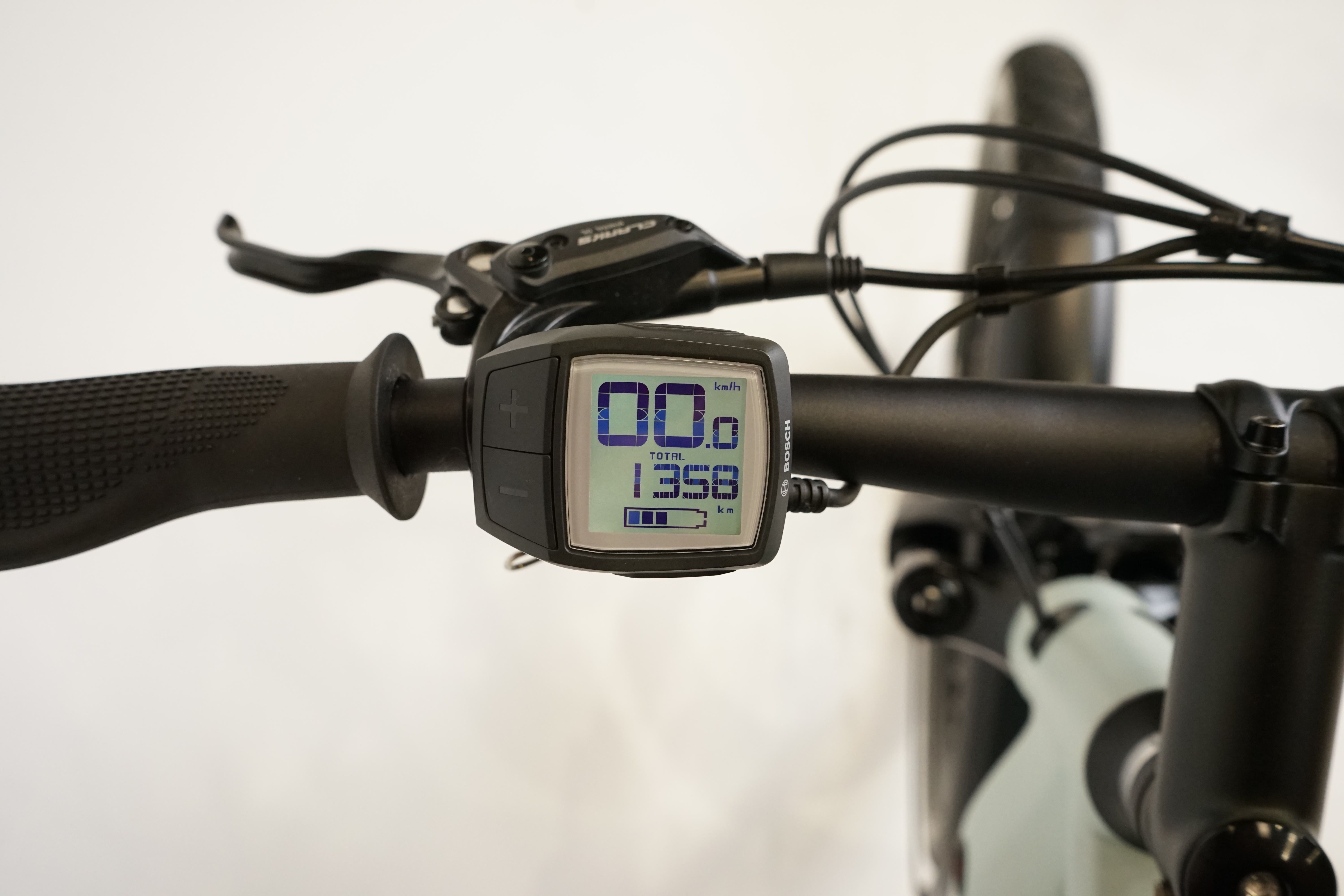 Velo de Ville LEB 890 2022 - Trekking E Bike - 625 Wh - Diamant