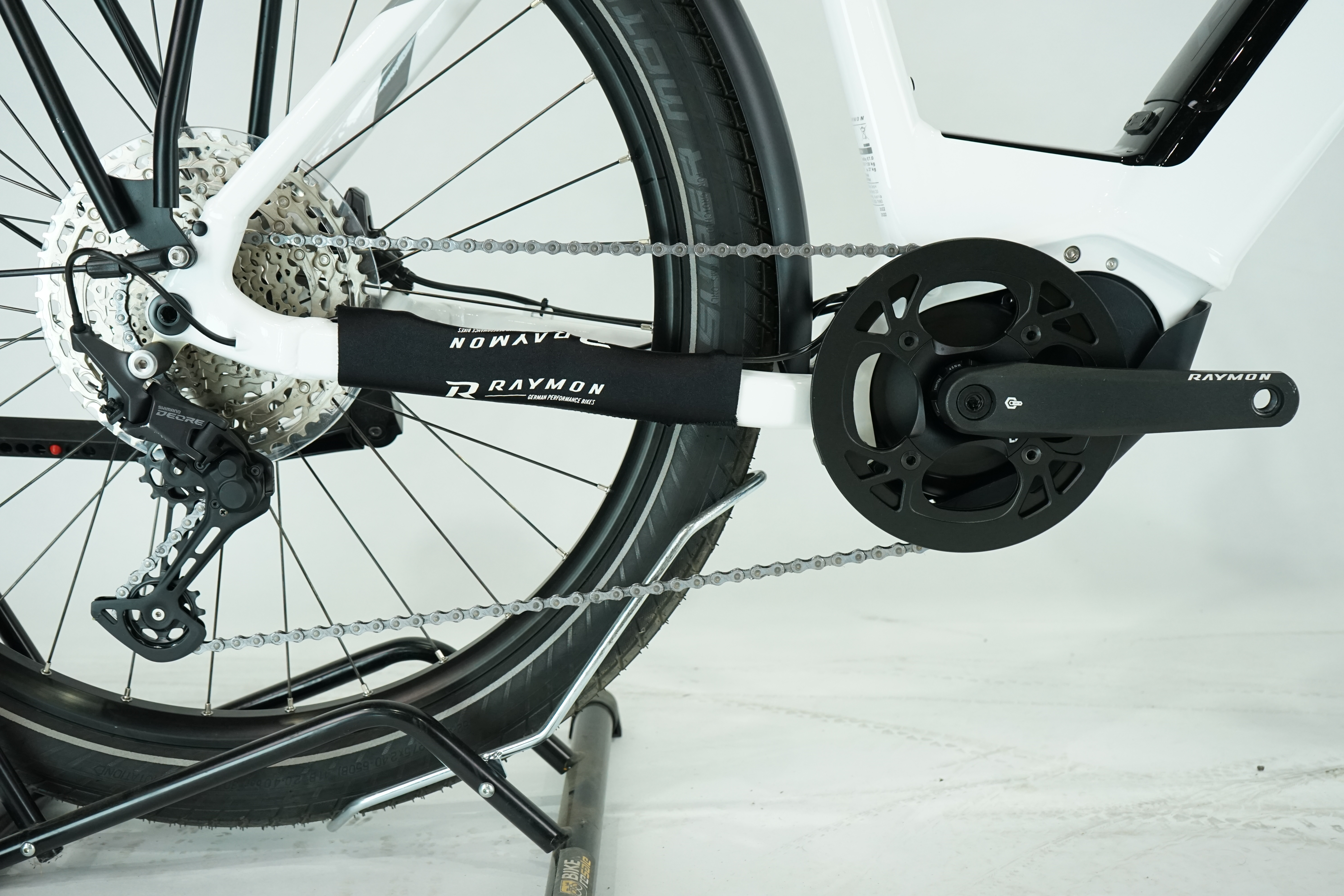 Raymon TourRay E 7.0 2022 - Trekking E Bike - 630 Wh - Tiefeinsteiger 