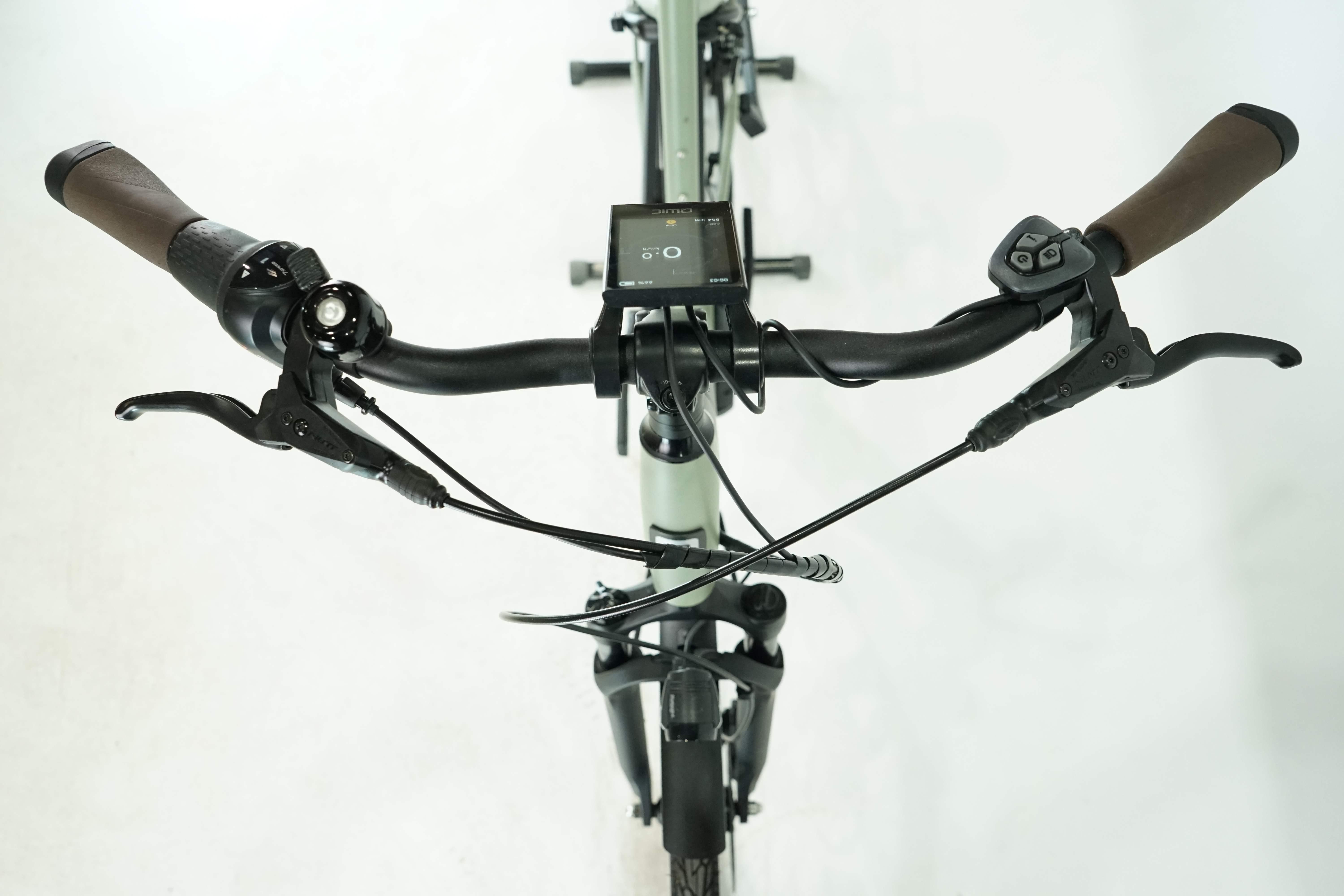 Qwic Mn7+ 2022 - City E Bike - 540 Wh - 28 Zoll - Tiefeinsteiger