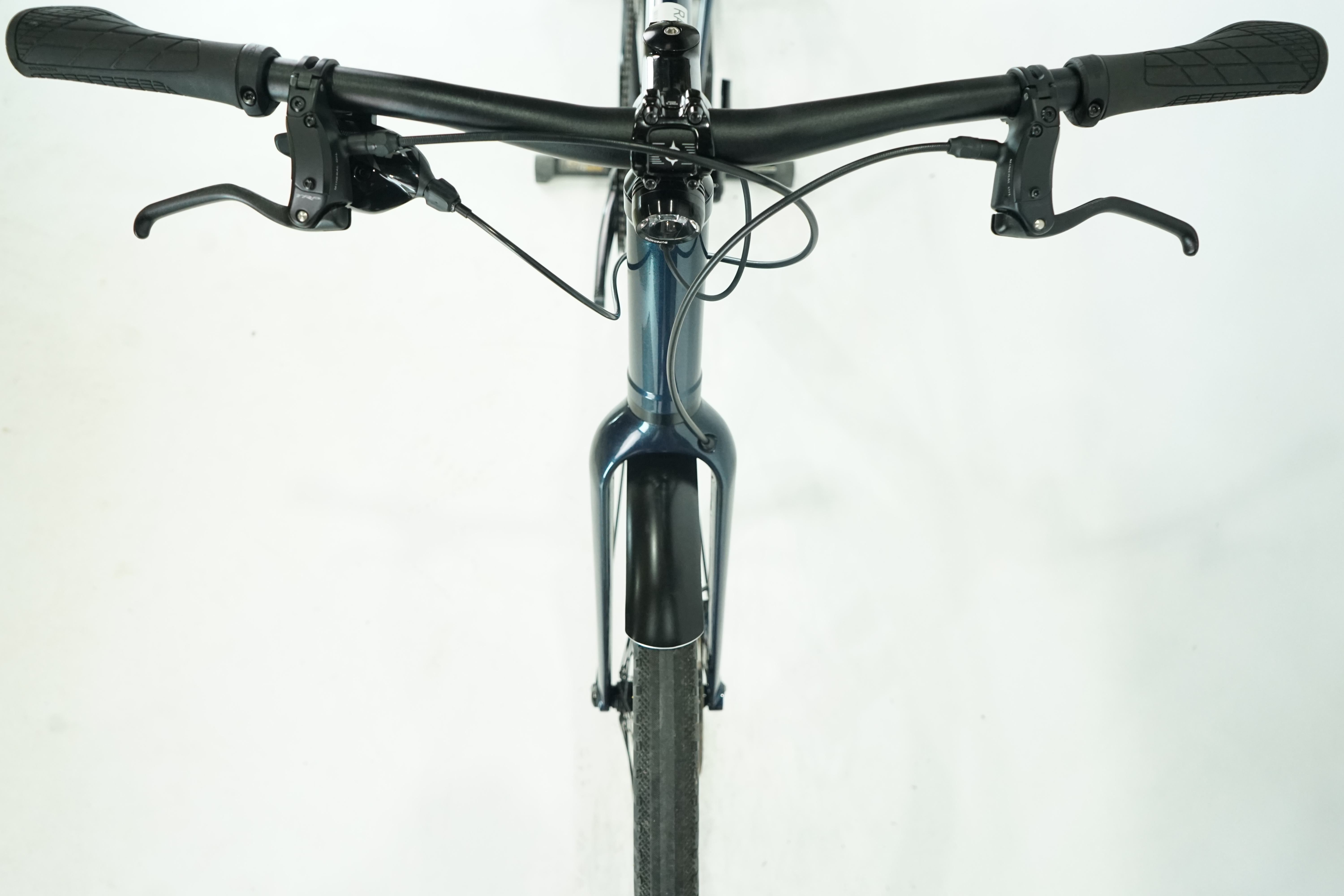 Coboc Merano DMT 2022 - Trekking E Bike - 360 Wh - 27,5 Zoll - Diamant