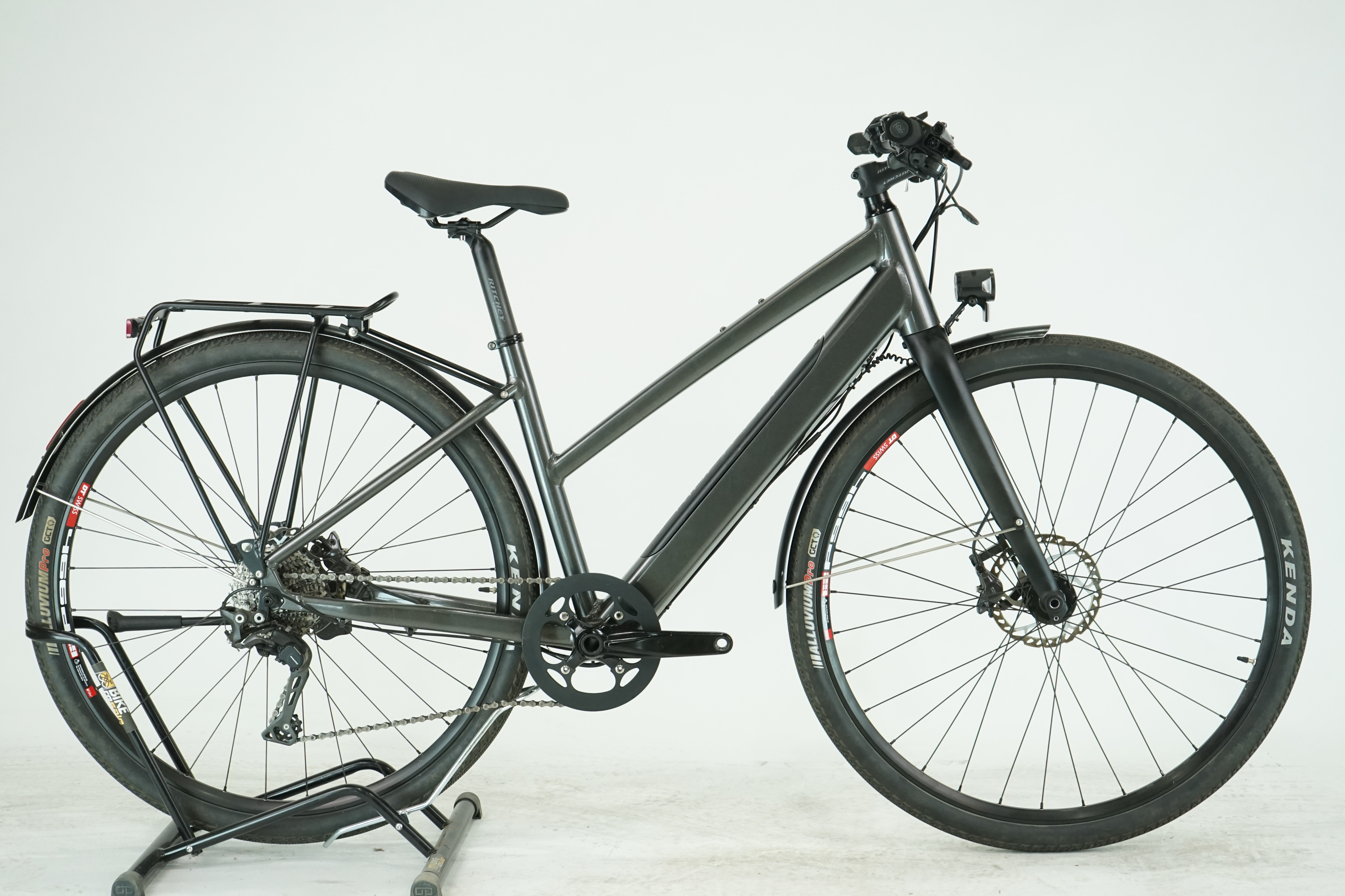 Ridetronic Model 2 Luca S Premium Complete 2022 - Trekking E Bike - 247 Wh - Trapez