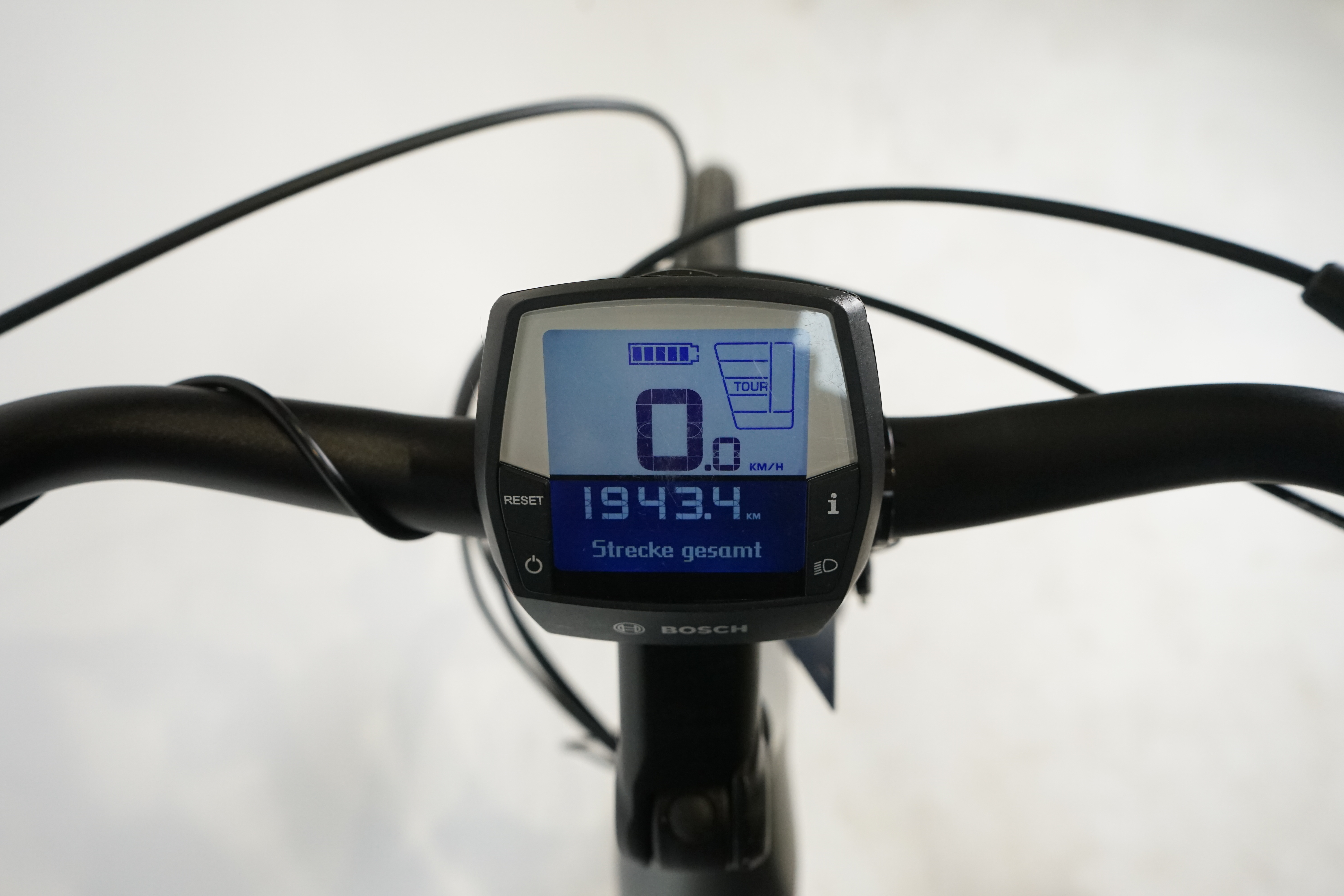 Cube Supreme Hybrid Pro 2022 - City E Bike - 500 Wh - Tiefeinsteiger