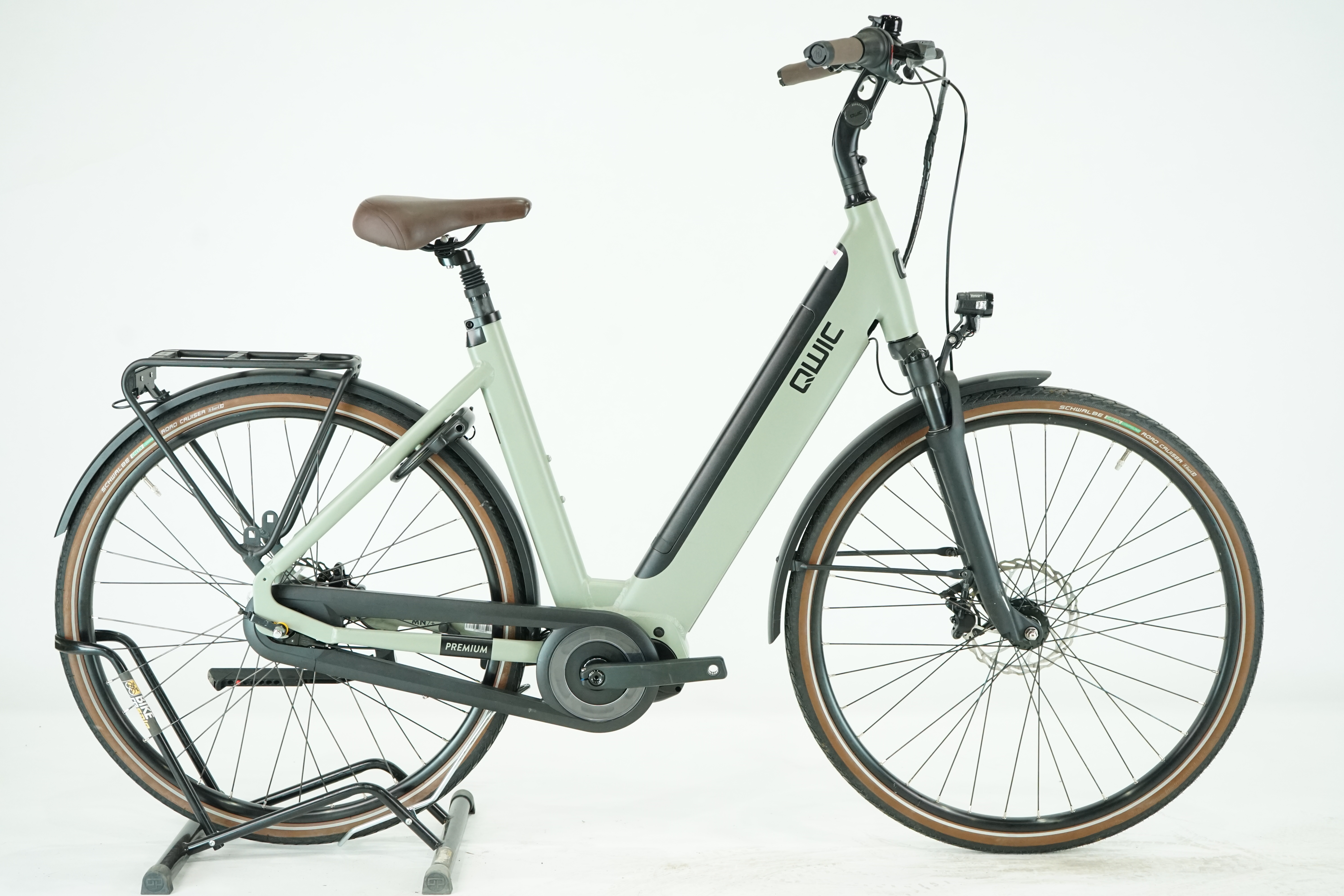 Qwic Mn7+ 2022 - City E Bike - 540 Wh - 28 Zoll - Tiefeinsteiger