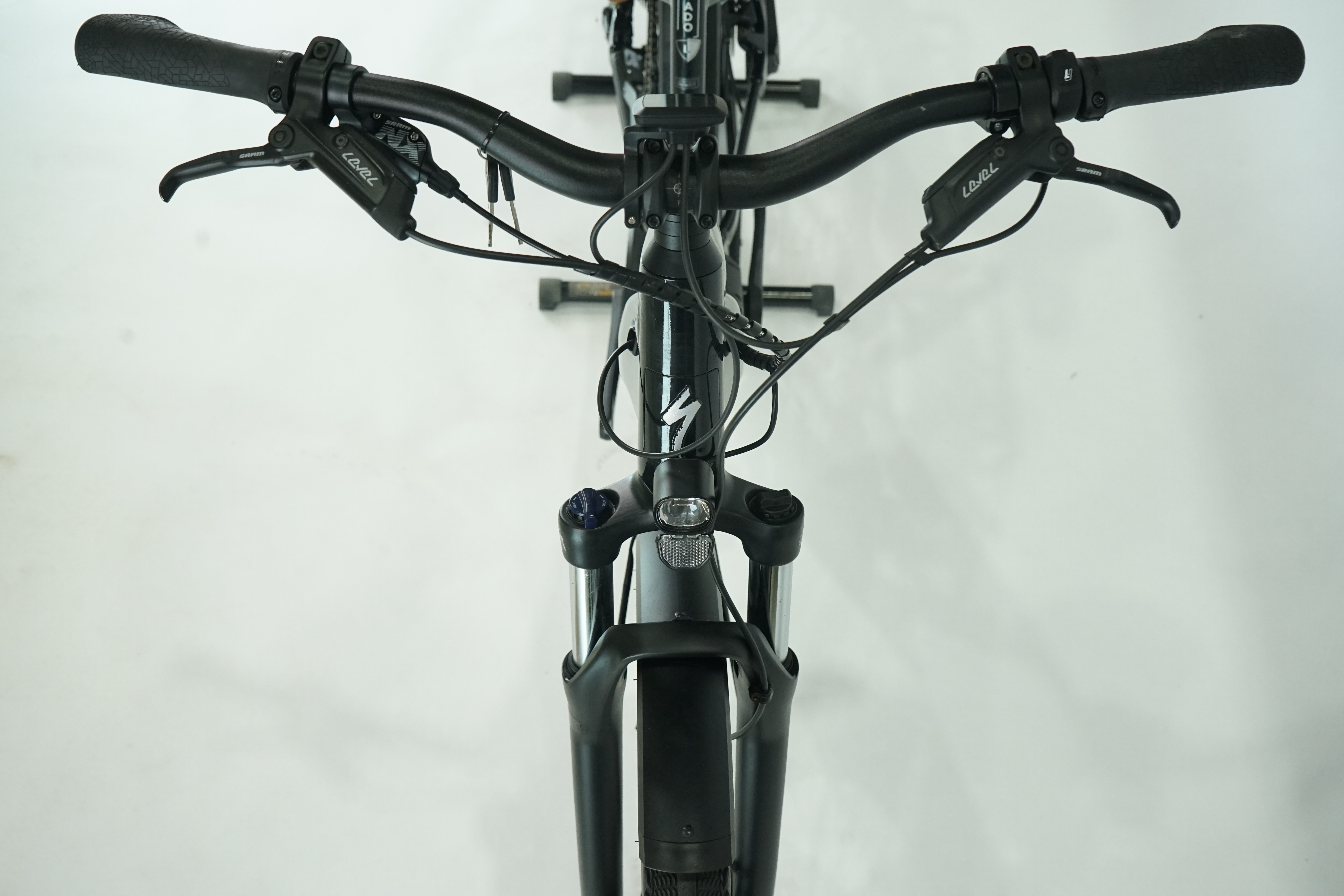 Specialized Turbo Vado 4.0 Step-Through 2022 - Trekking E Bike - 710 Wh - 27,5 Zoll - Damen Sport