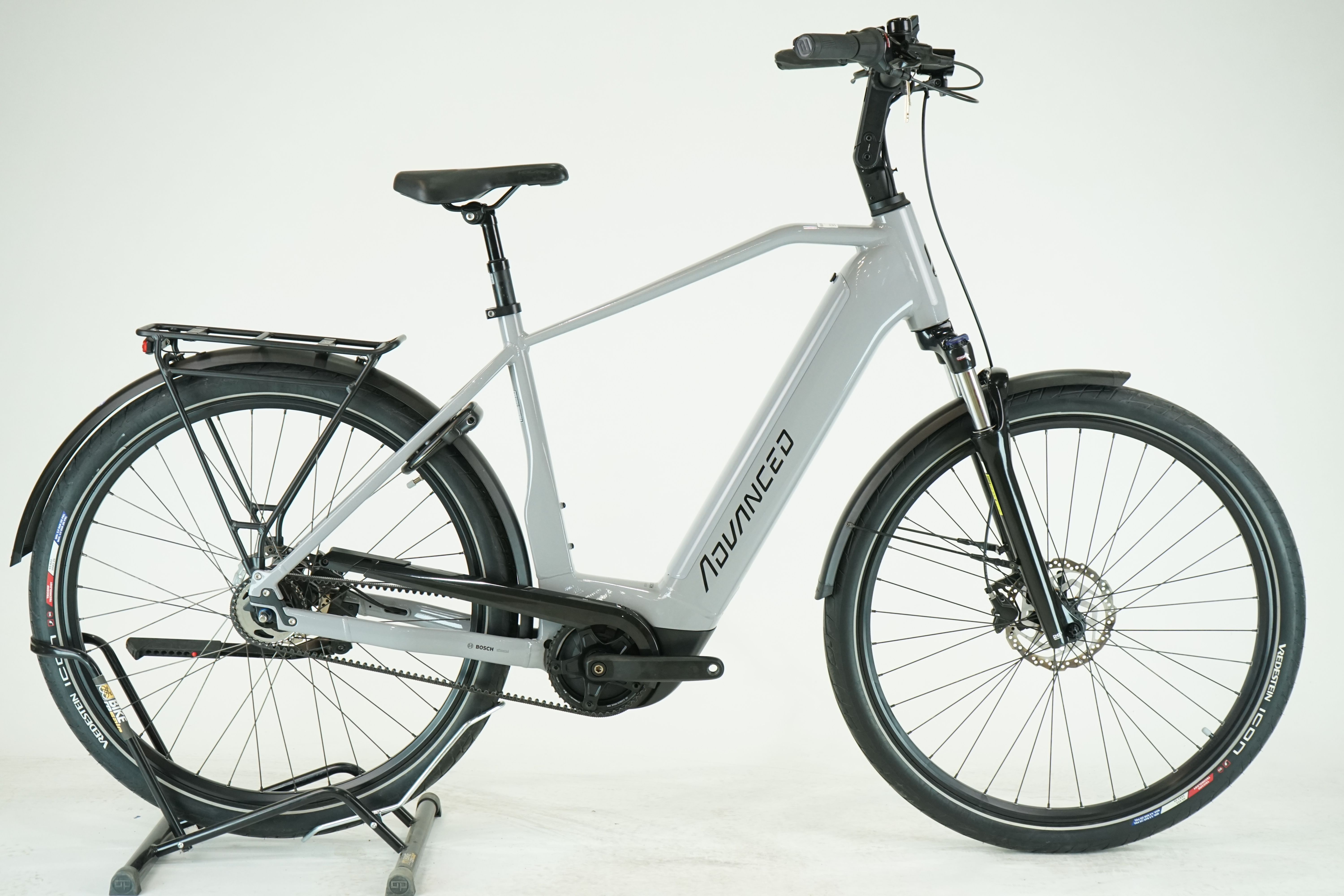 Advanced Tour Pro 2023 - City E Bike - 625 Wh - Riemen - Tiefeinstieg