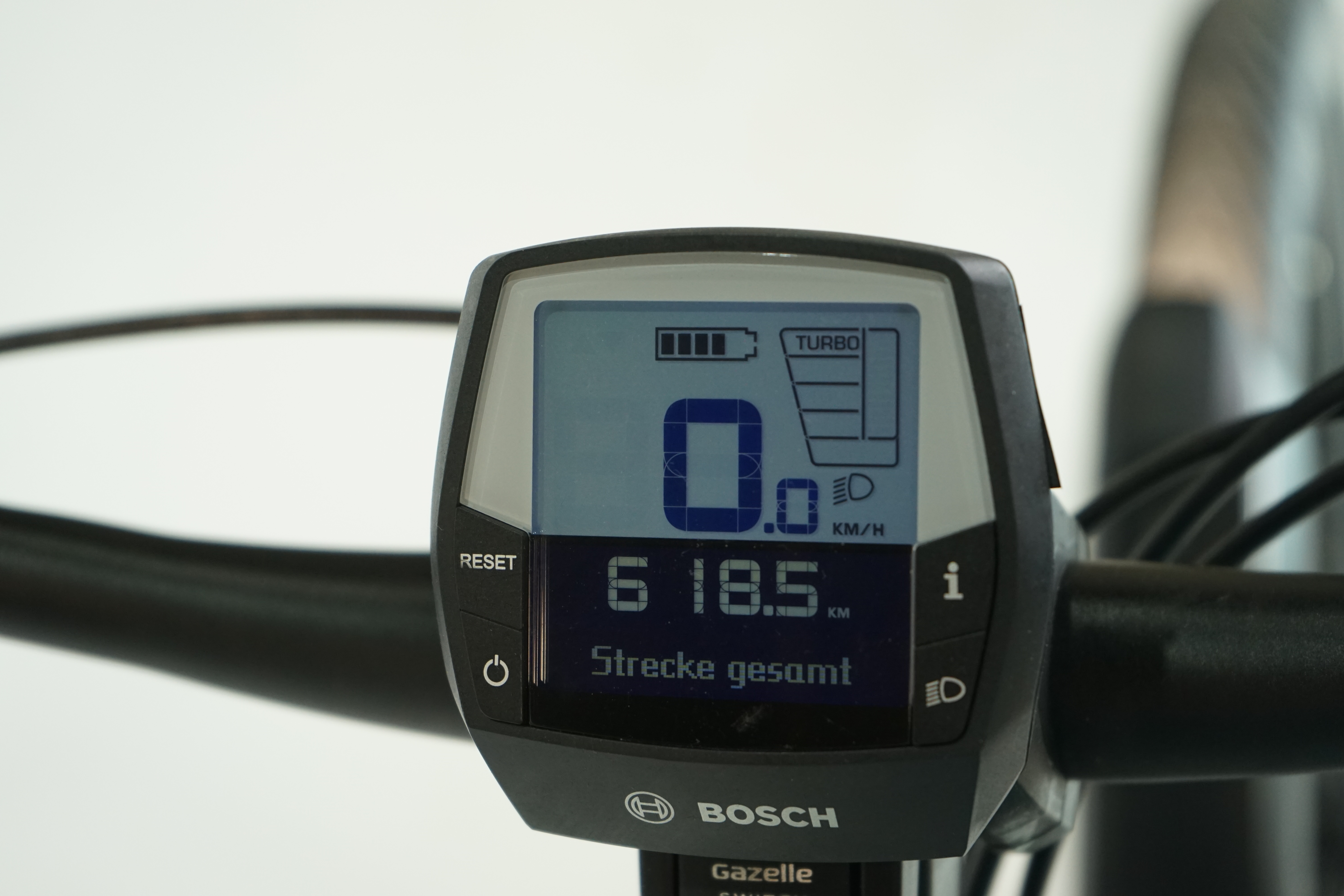 Gazelle Avignon C380 HMB 2023 - Trekking E Bike - 625 Wh - Riemen - Tiefeinstieg