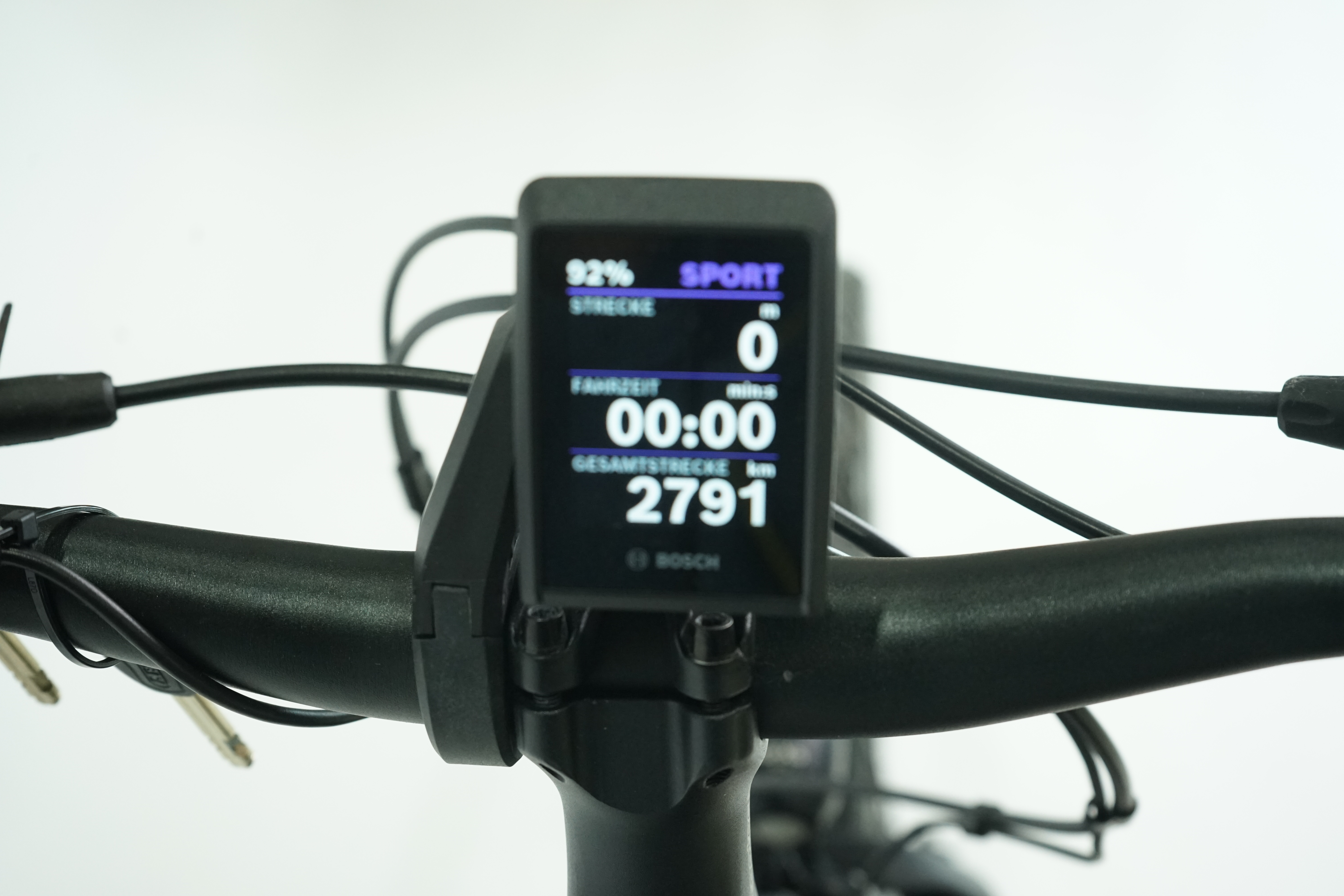 Velo de Ville AEB 890 Smart 2023 - Trekking E Bike - 625 Wh - Diamant