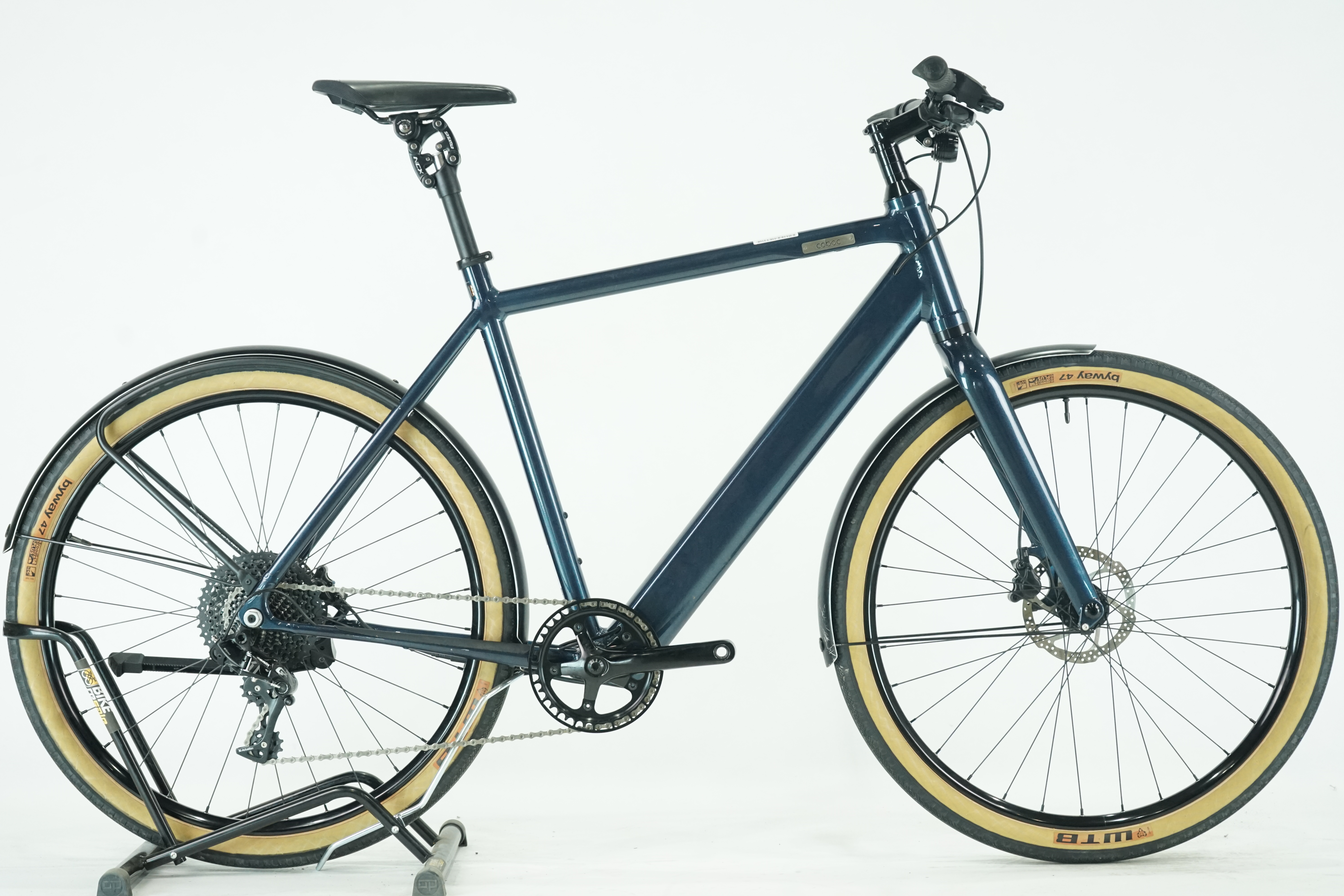 Coboc Merano DMT 2022 - Trekking E Bike - 360 Wh - 27,5 Zoll - Diamant