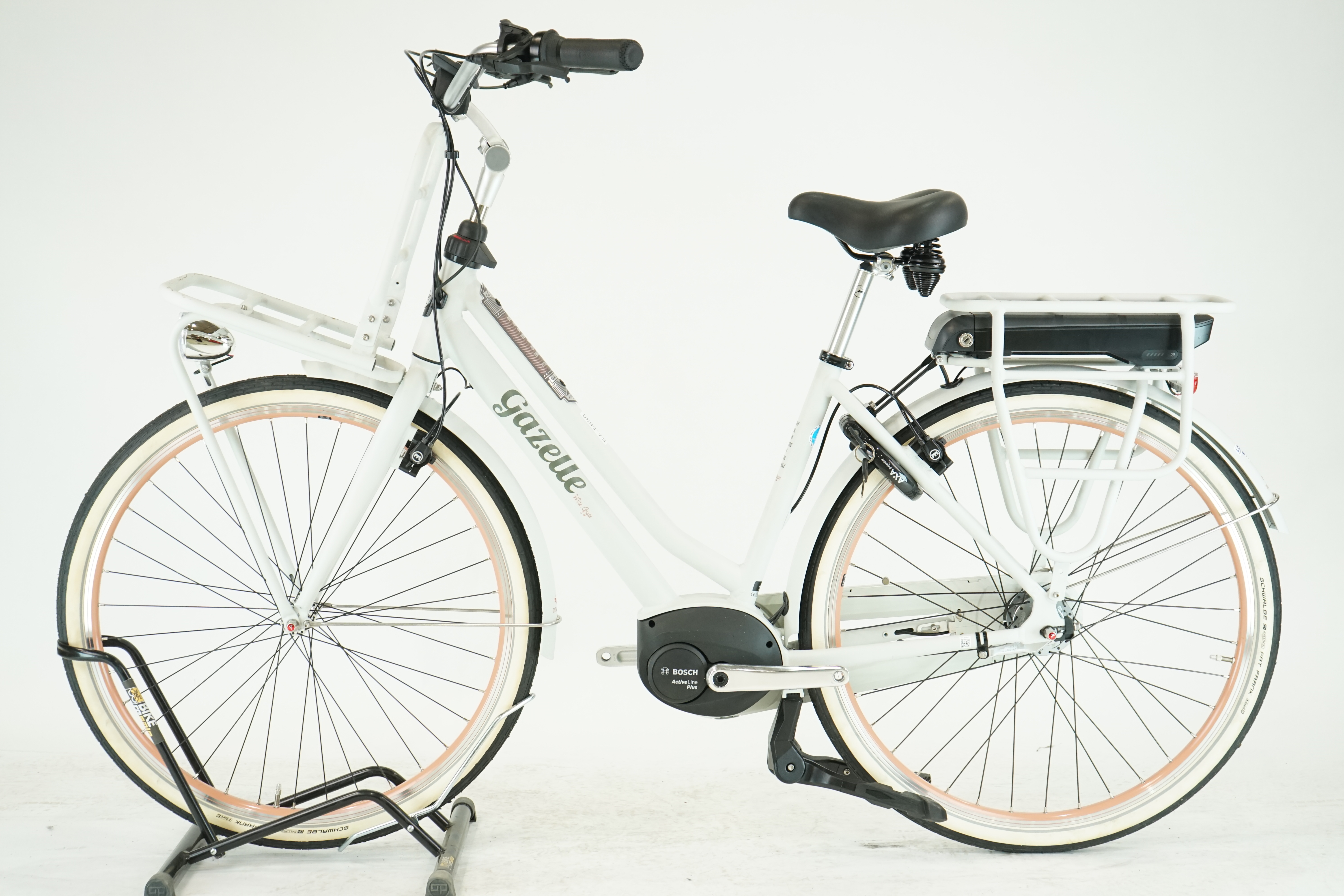 Gazelle Miss Grace C7+ HMB 2023 - City E Bike - 500 Wh - Rücktritt - Tiefeinstieg